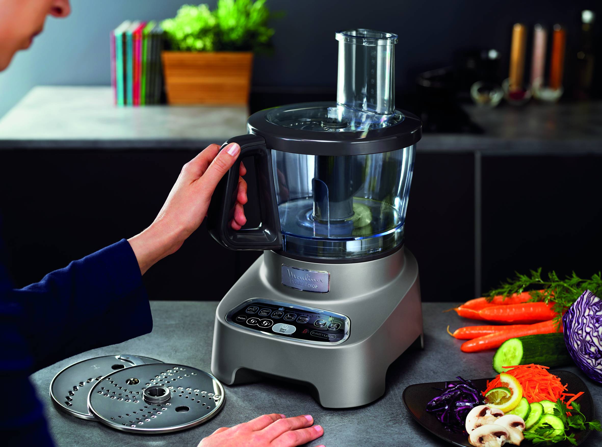 DoubleForce FP827E10 Foodprocessor - 1.000W - 10 accessoires - 6 snelheden