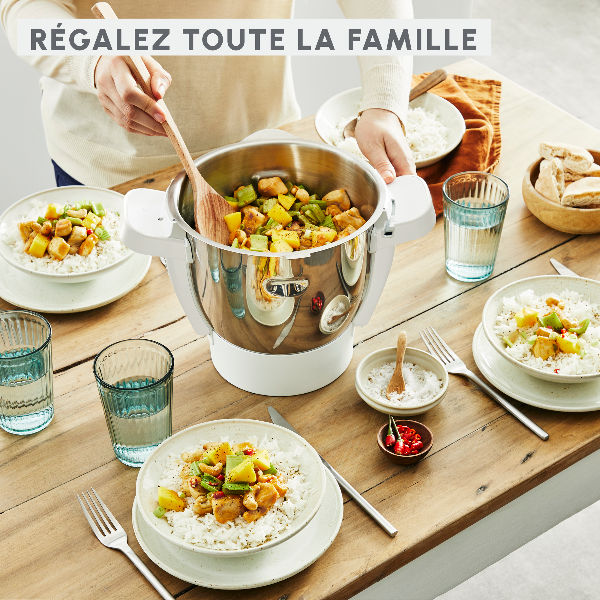 Companion Pro HF850810 Robot cuiseur - 12 programmes - 6 accessoires