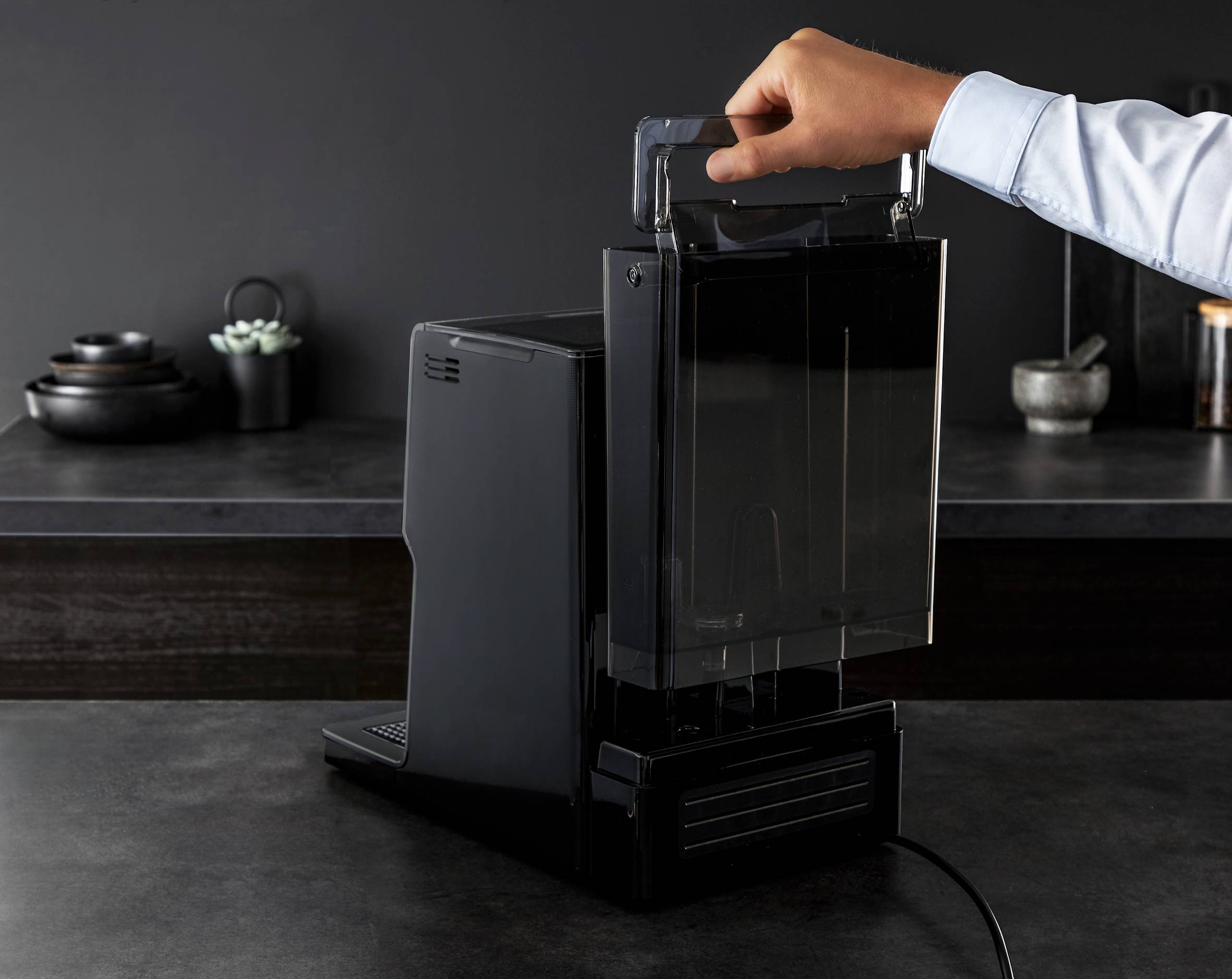 Intuition Preference+ EA875U10 Machine à Espresso automatique à grains - 15 recettes de café - 3L