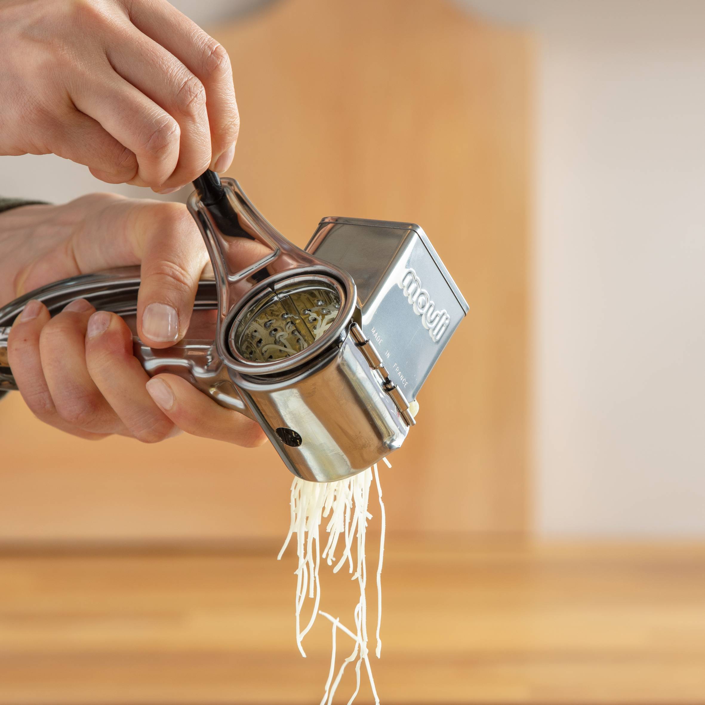 Classic Inox A45606 Moulin à râper