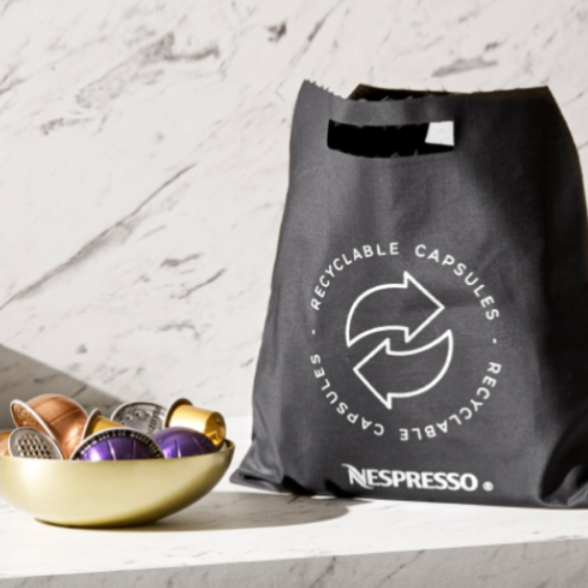 Nespresso Pixie YY5290FD Koffiemachine met capsules -  0,7L