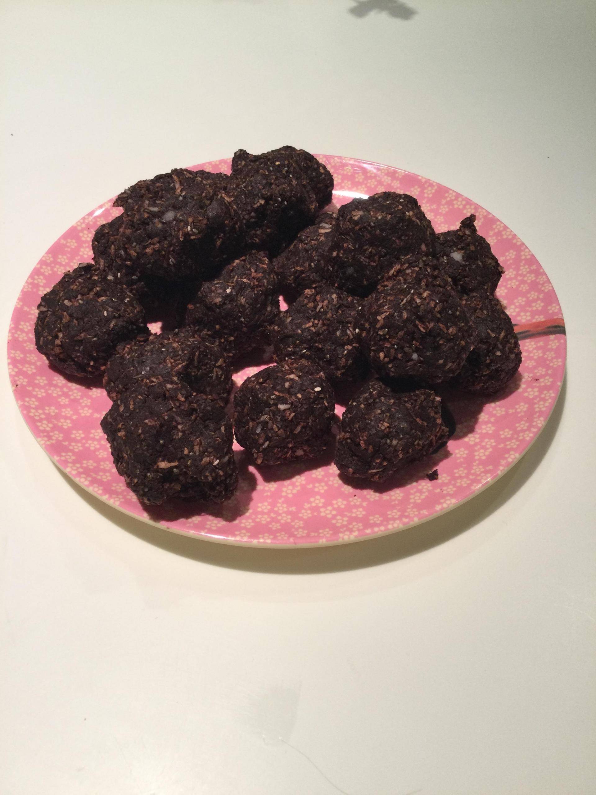 Boules d‘énergie aux graines de Chia - Recette Companion Connect XL | Moulinex