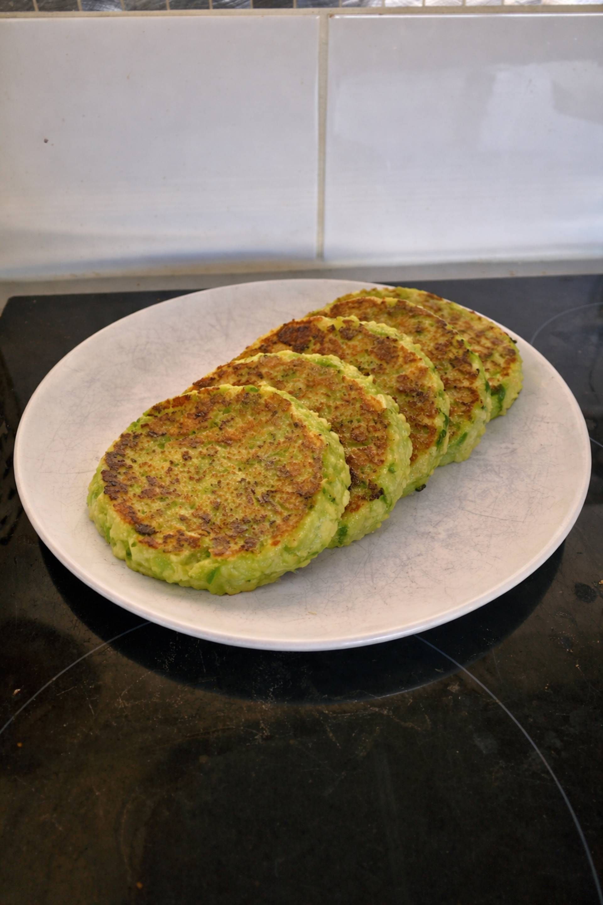 Galettes de chou romanesco - Recette Companion Connect XL | Moulinex