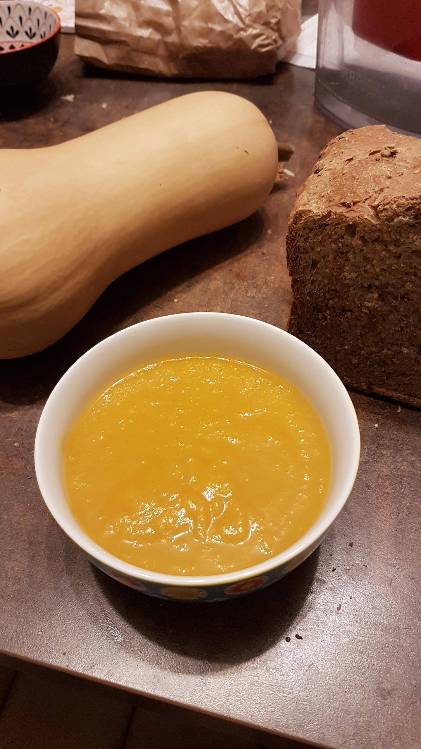 Soupe butternut carotte curry - Recepten Cookeo | Moulinex