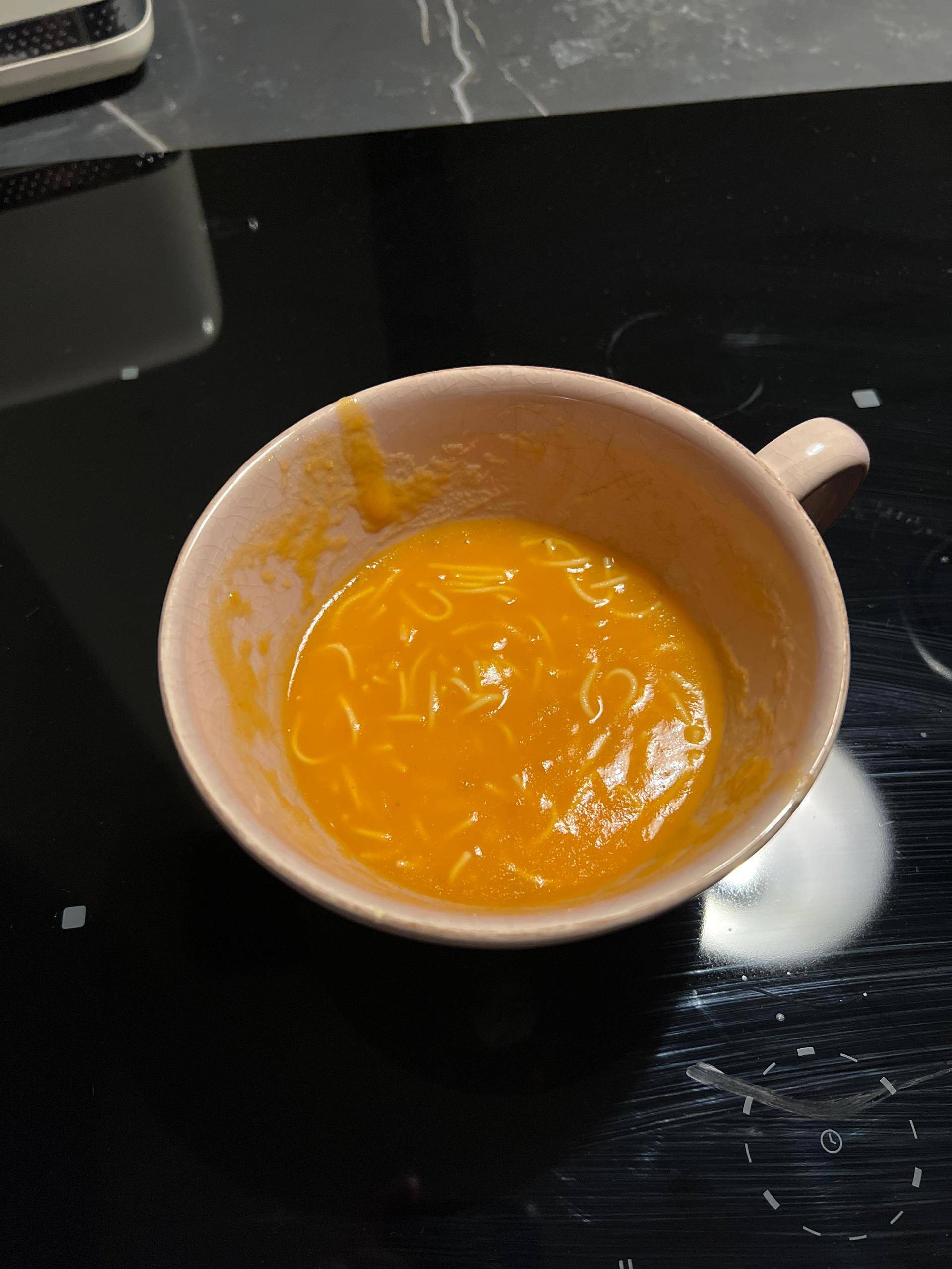 Soupe à la tomate et vermicelle - Recepten Cookeo | Moulinex