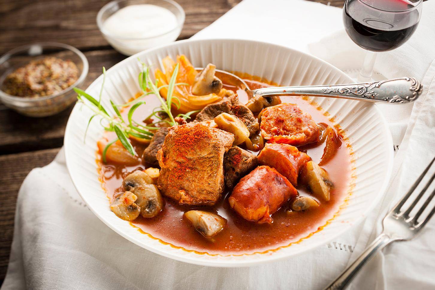 Stoofpot rundvlees stroganoff - Recepten Cookeo | Moulinex