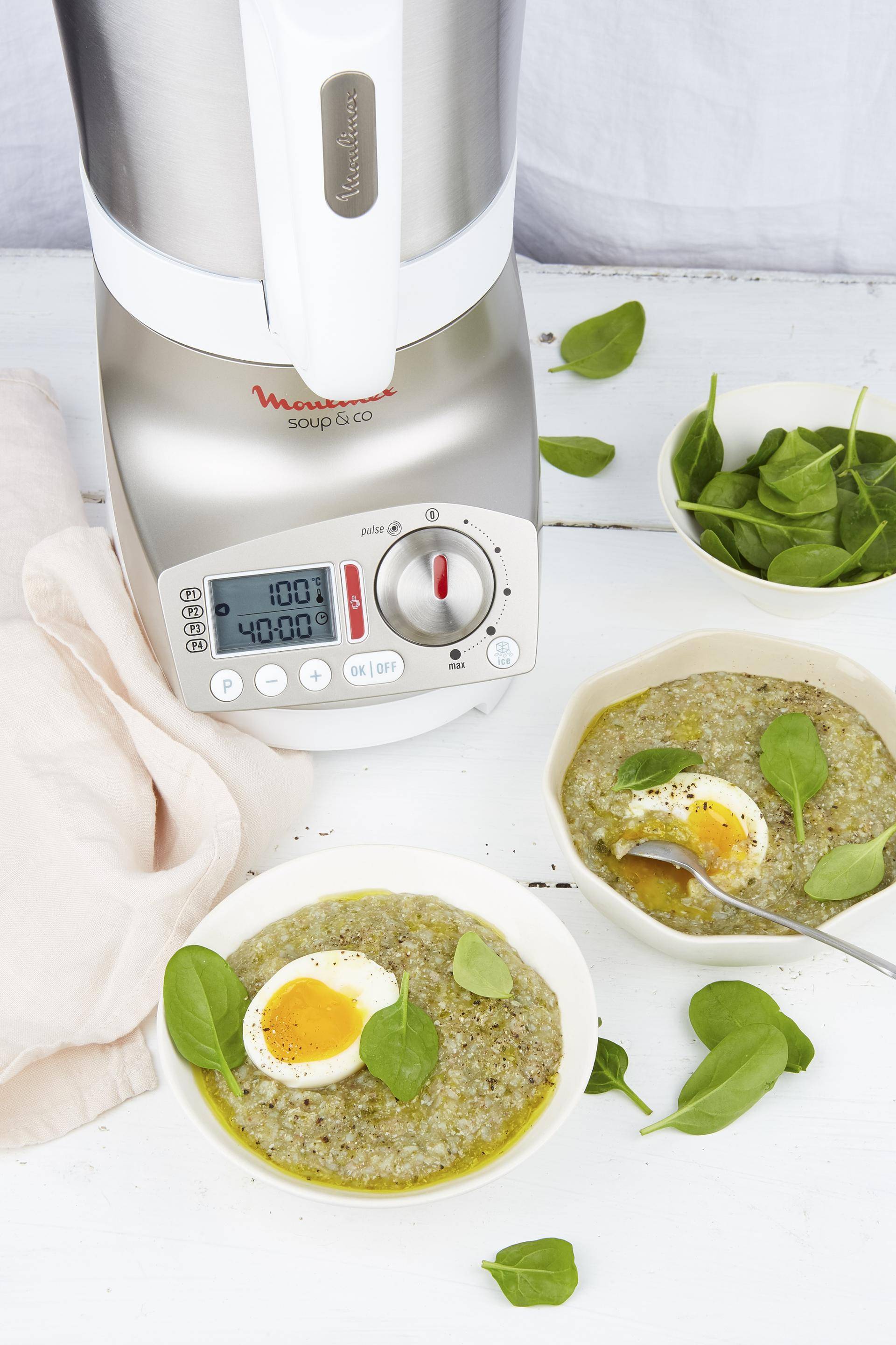 Soupe au sarrasin, épinards et oeufs mollets - Recette Soup & Co | Moulinex
