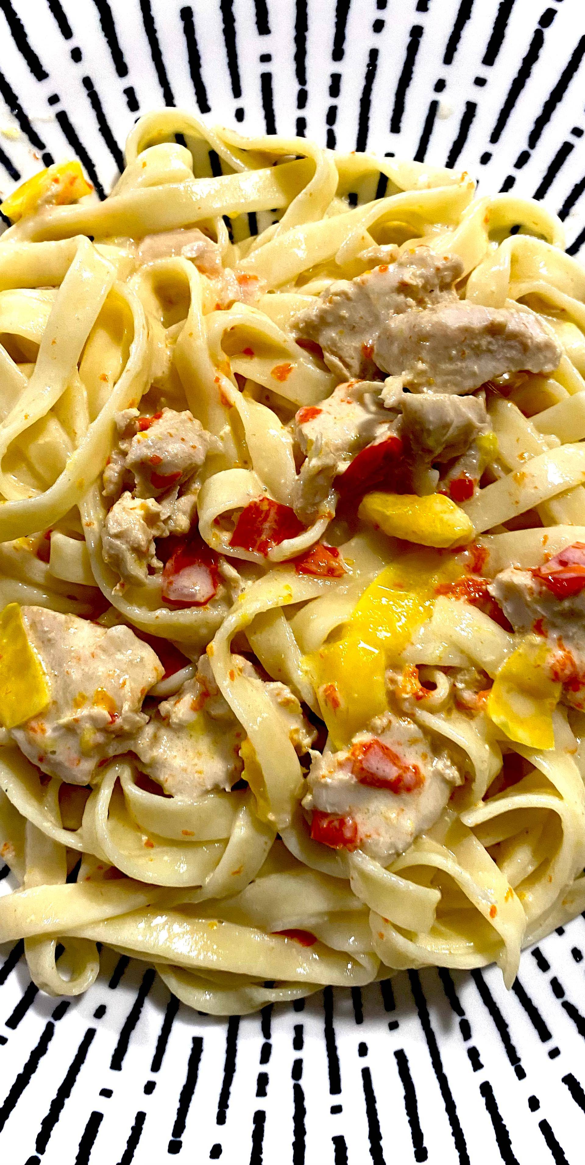 Dinde aux mini poivrons avec tagliatelles - Recette Cookeo | Moulinex