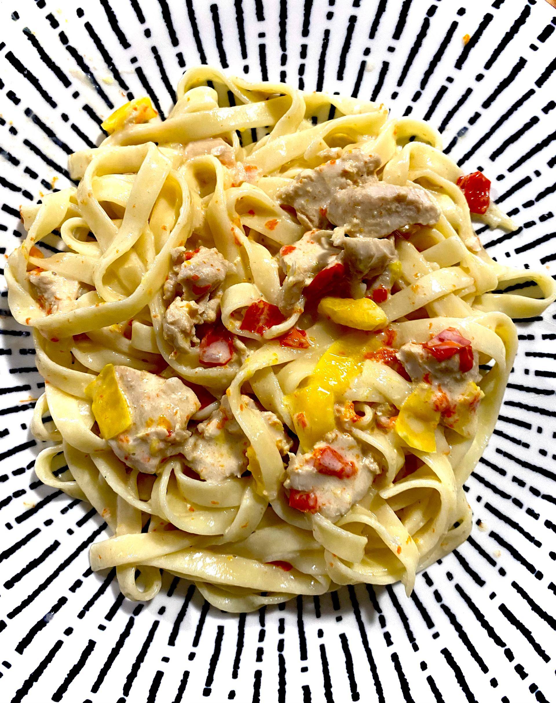 Dinde aux mini poivrons avec tagliatelles - Recepten Cookeo | Moulinex