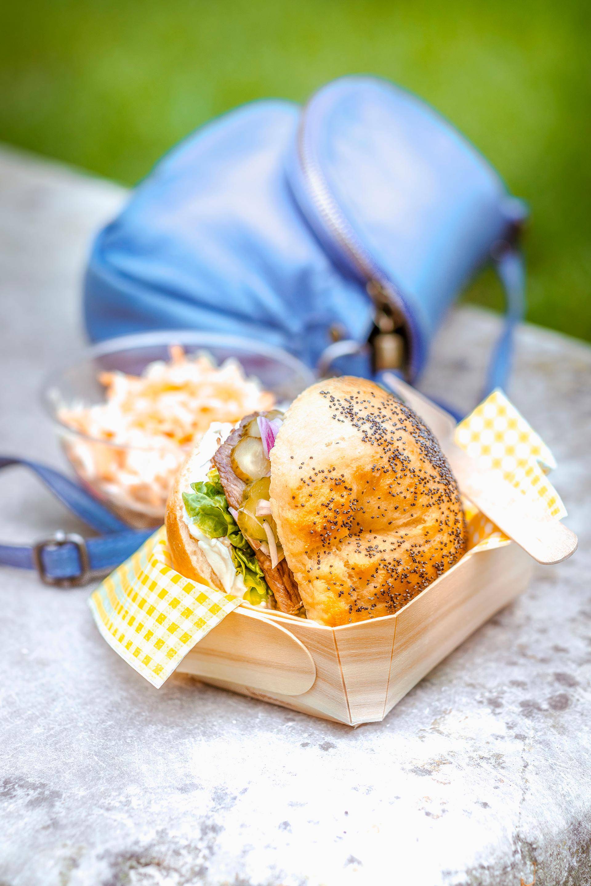 Bagels au pastrami et Coleslaw - Recepten Companion Connect | Moulinex