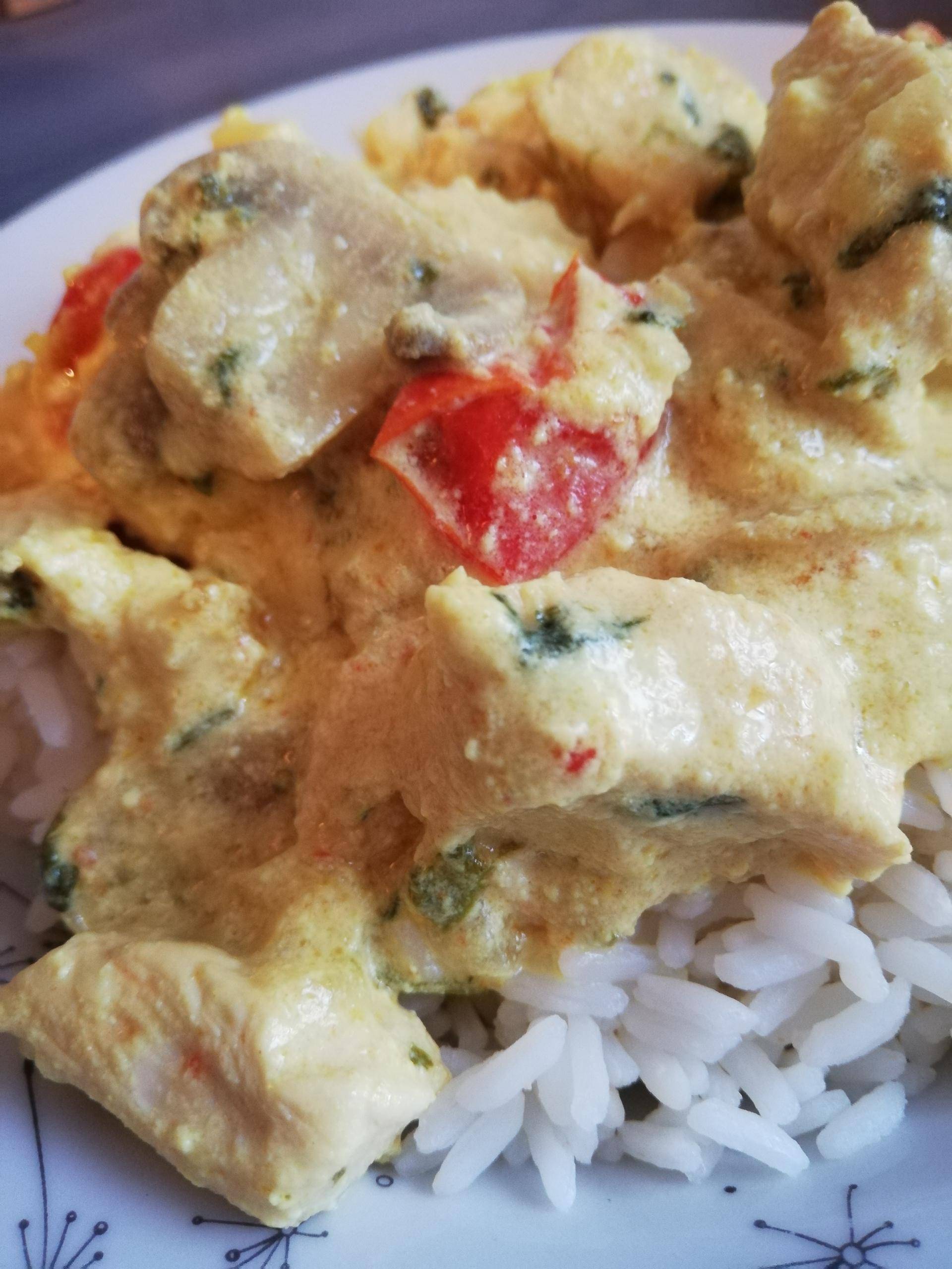 Poulet champignons frais tomate cerise coriandre - Recepten Cookeo V3 | Moulinex