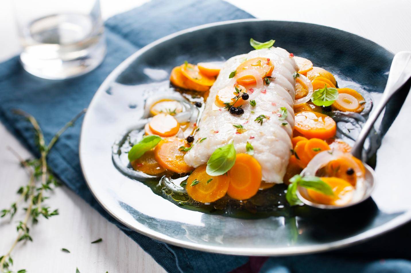 Schelvis in court-bouillon - Recepten Cookeo | Moulinex