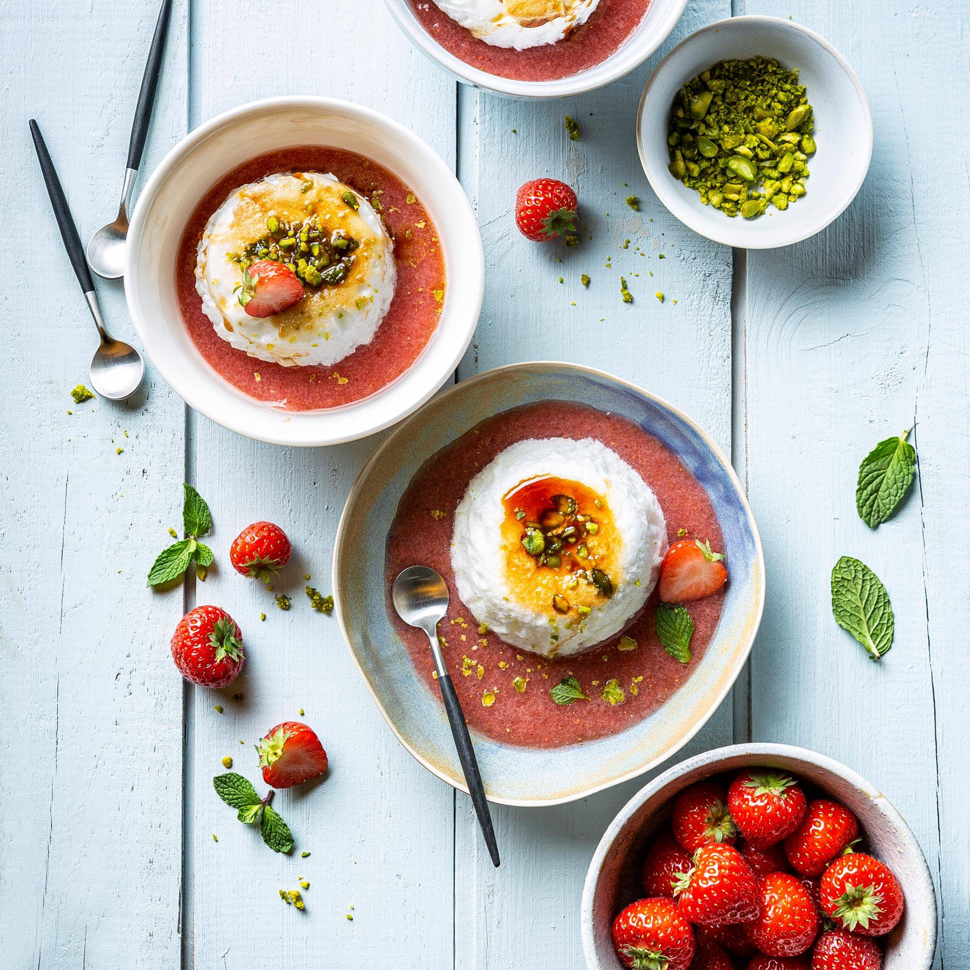 Mini îles flottantes aux fraises - Recepten Cuiseur vapeur | Moulinex