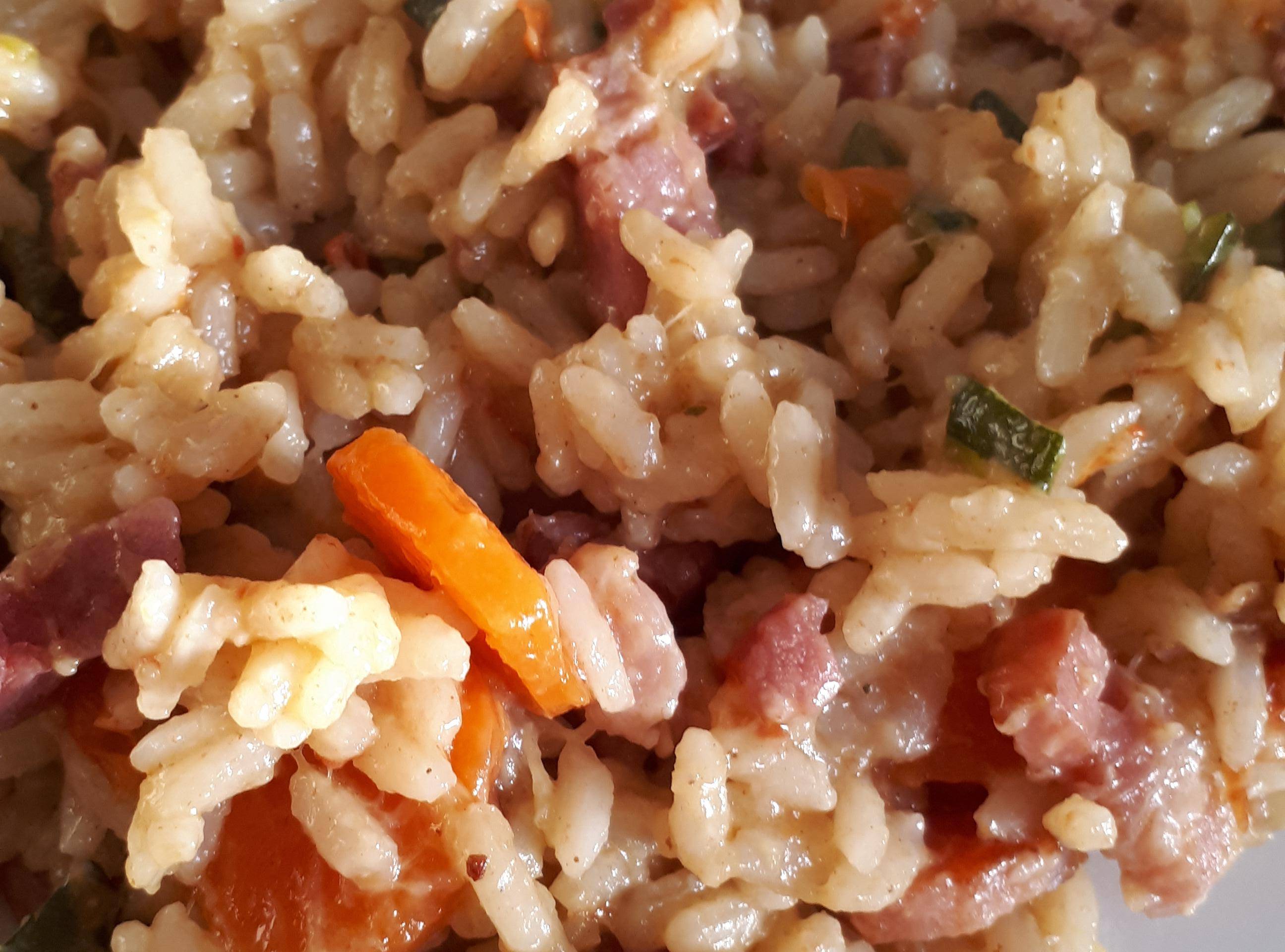 Riz aux lardons et ses légumes - Recette Cookeo | Moulinex