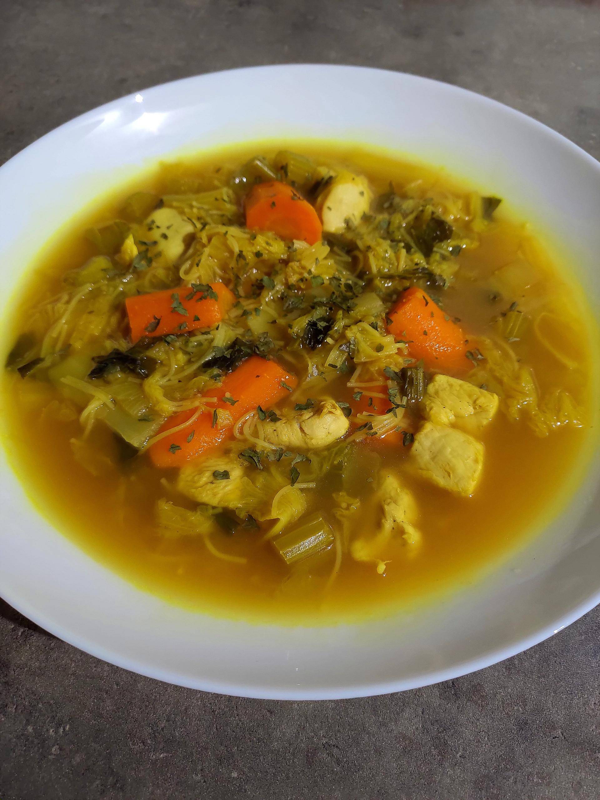 Soupe de légumes, poulet et Vermicelles - Recepten Cookeo | Moulinex