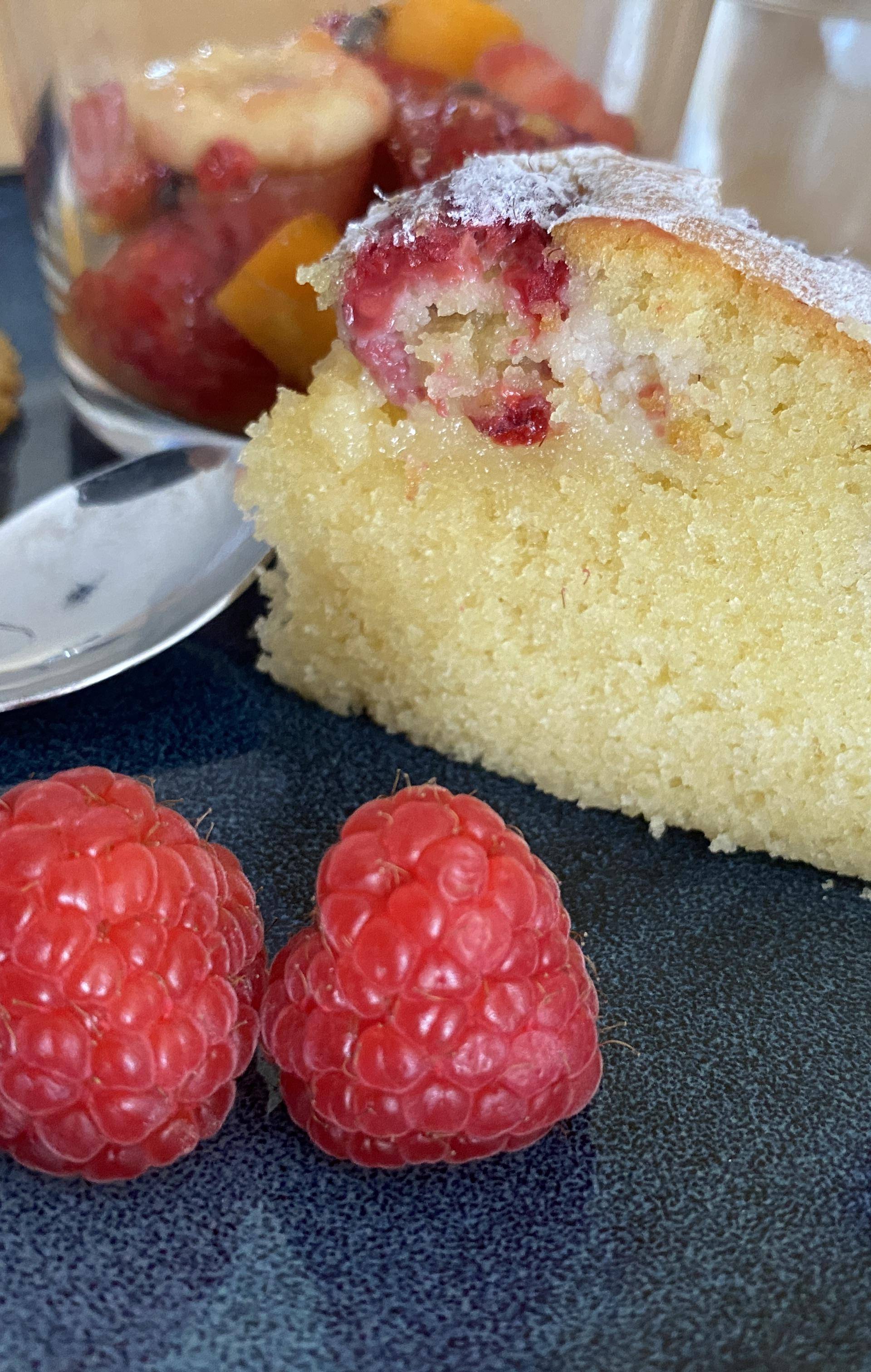 Moelleux fondant amande et framboises - Recette Cookeo Infinity Autostir | Moulinex