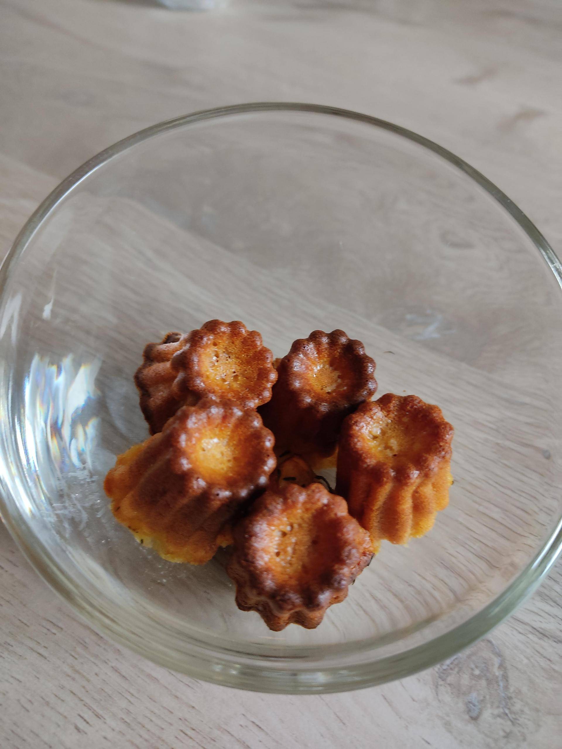 Minis cannelés chèvre miel et thym - Recepten Companion Connect XL | Moulinex