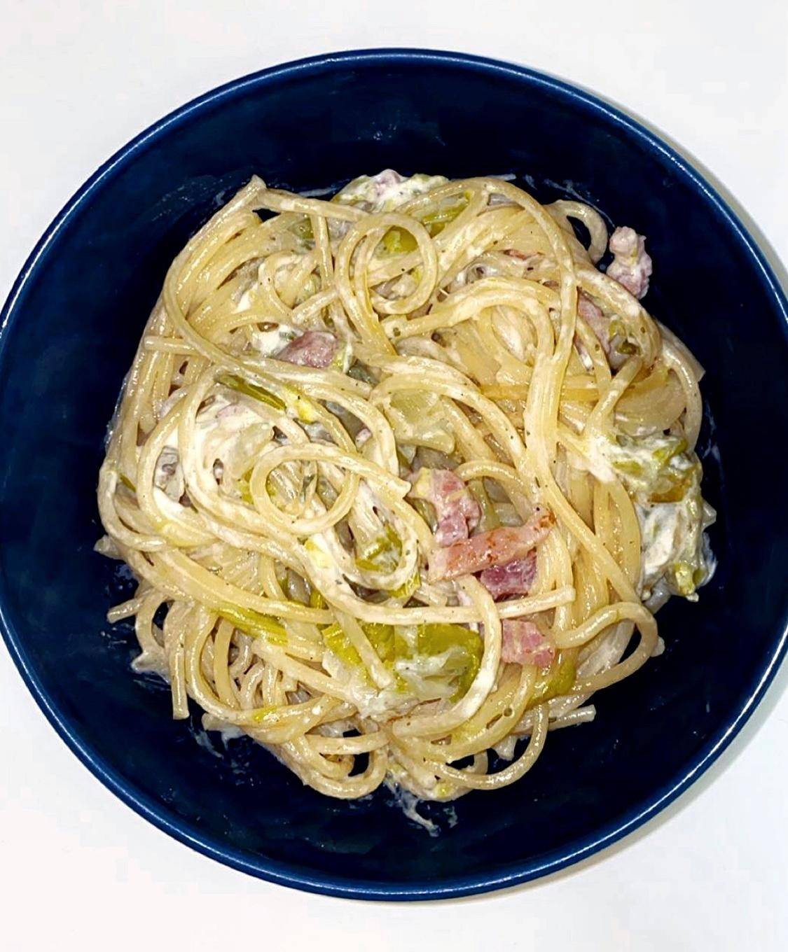 Pâtes aux poireaux, lardons et fromage - Recepten Cookeo | Moulinex