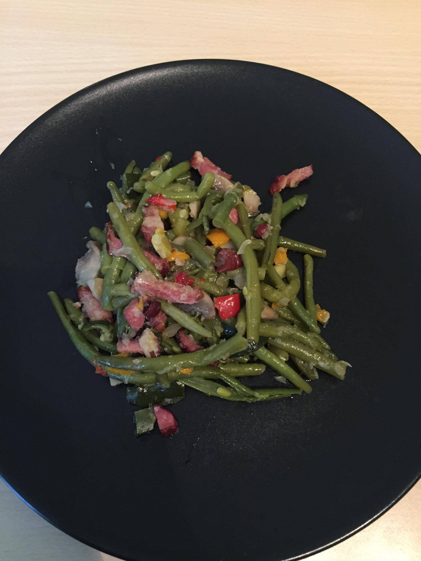 Poêlée de légumes à l’échine fumée - Recette Cookeo | Moulinex