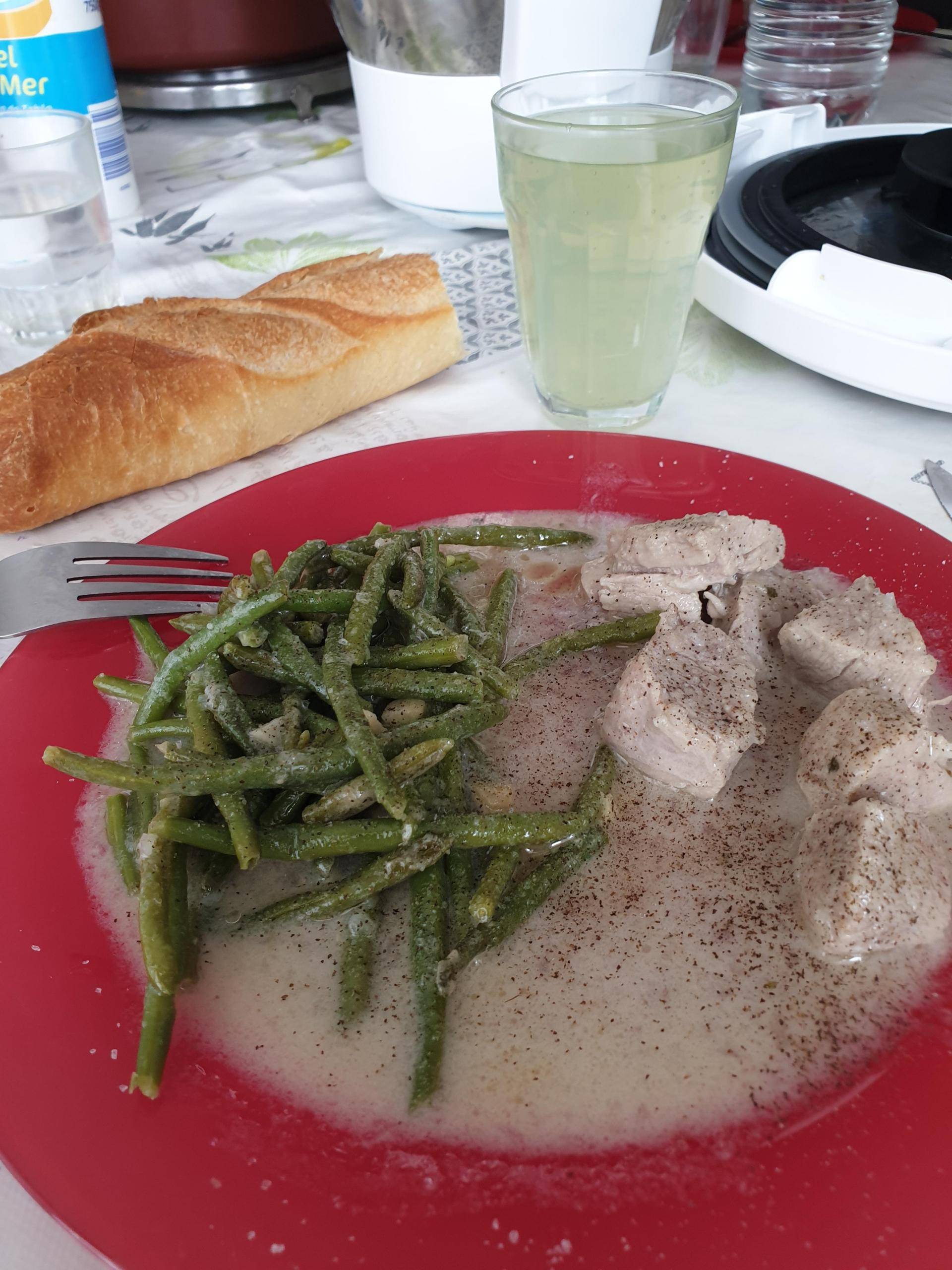 Soupe velouté reste du filets mignons ail et fines herbes - Recepten Companion XL | Moulinex