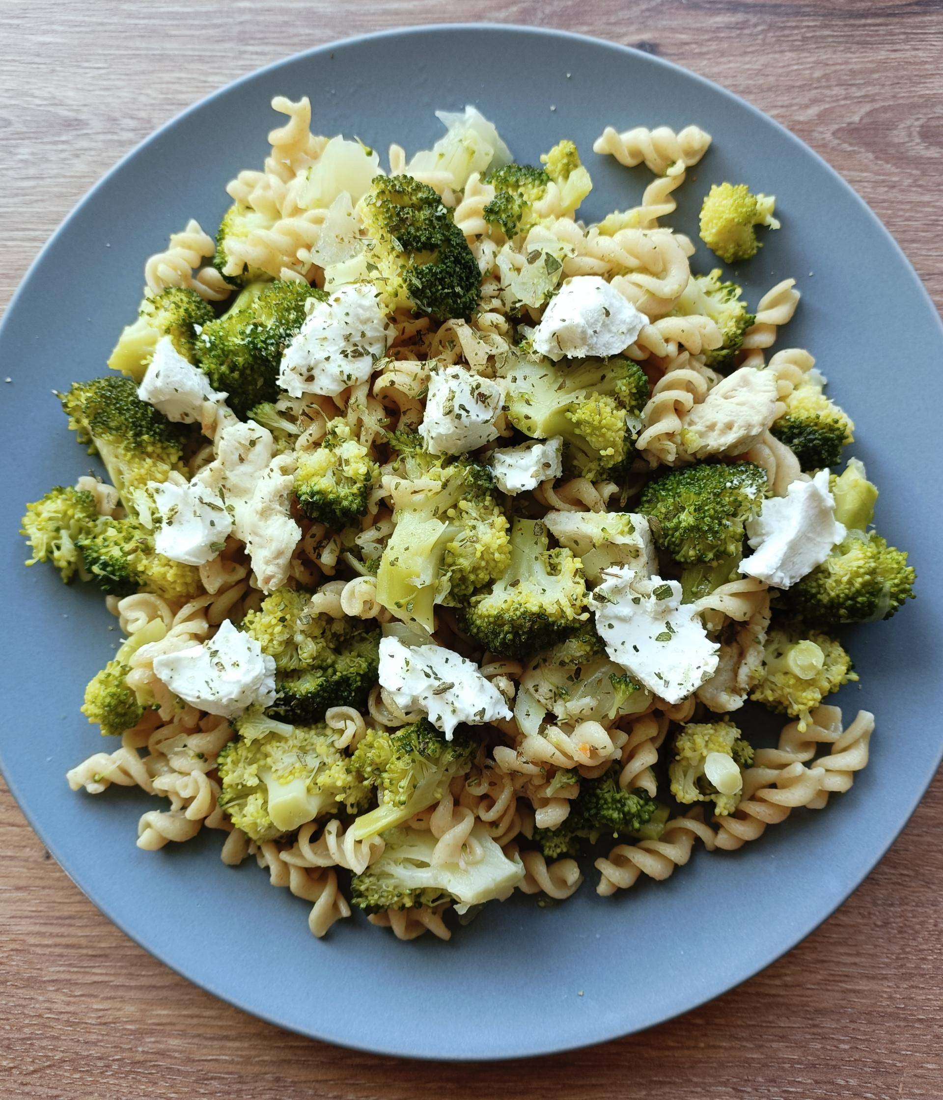 One pot pasta poulet brocolis chèvre - Recepten Cookeo | Moulinex