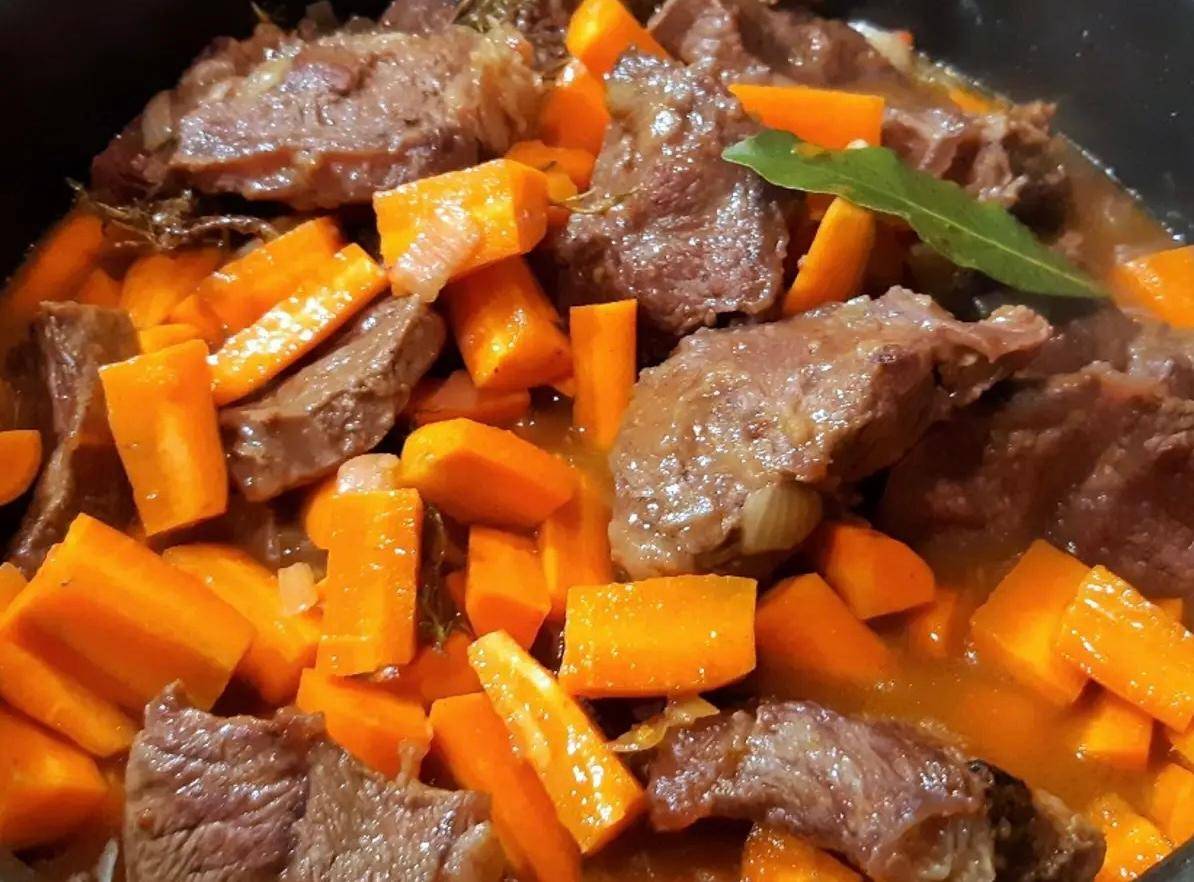 Paleron à la sauce tomate - Recette Cookeo | Moulinex