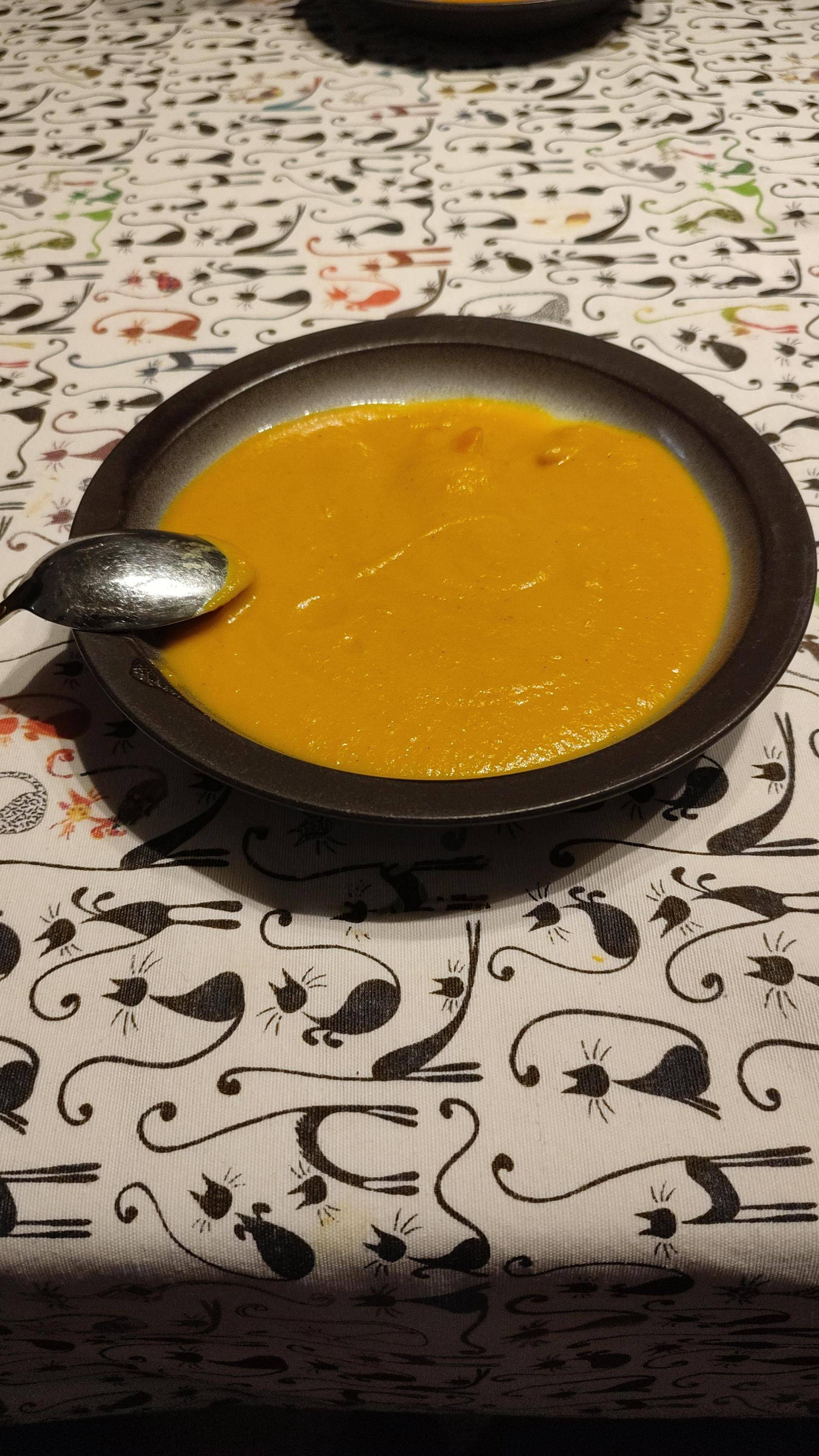 Soupe carottes lait de coco curcuma - Recette Companion Connect | Moulinex