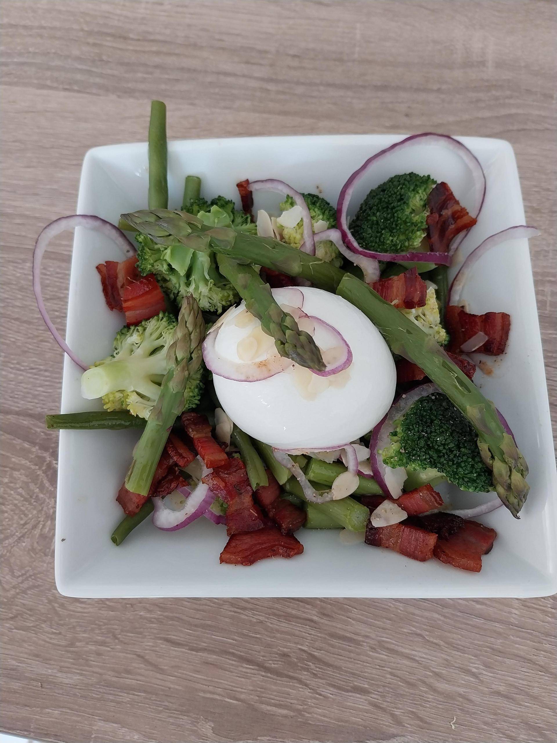 Salade de légumes chauds et burrata - Recette Cookeo | Moulinex