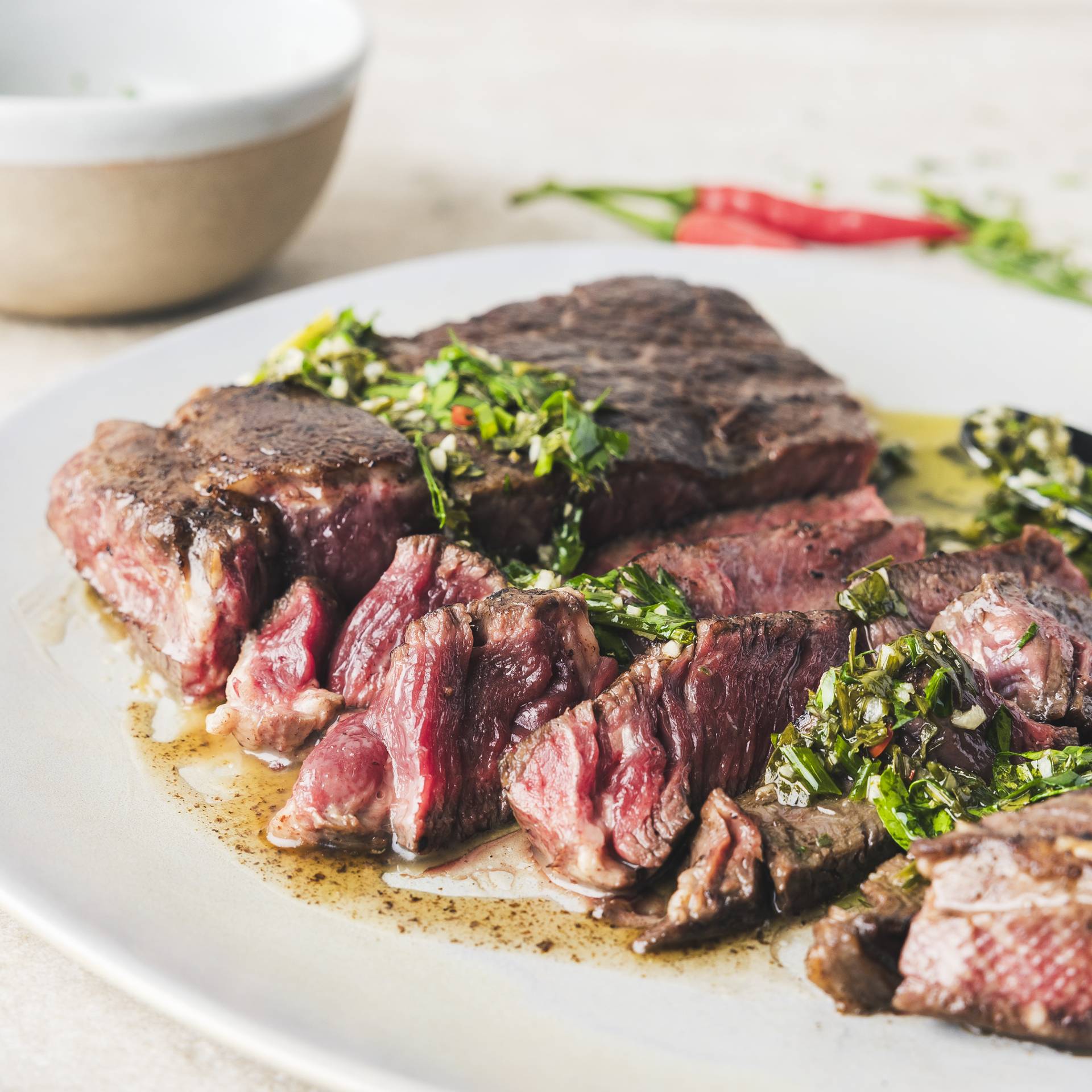Entrecôte cuite sous vide, sauce chimichurri - Recepten Cookeo 9in1 | Moulinex