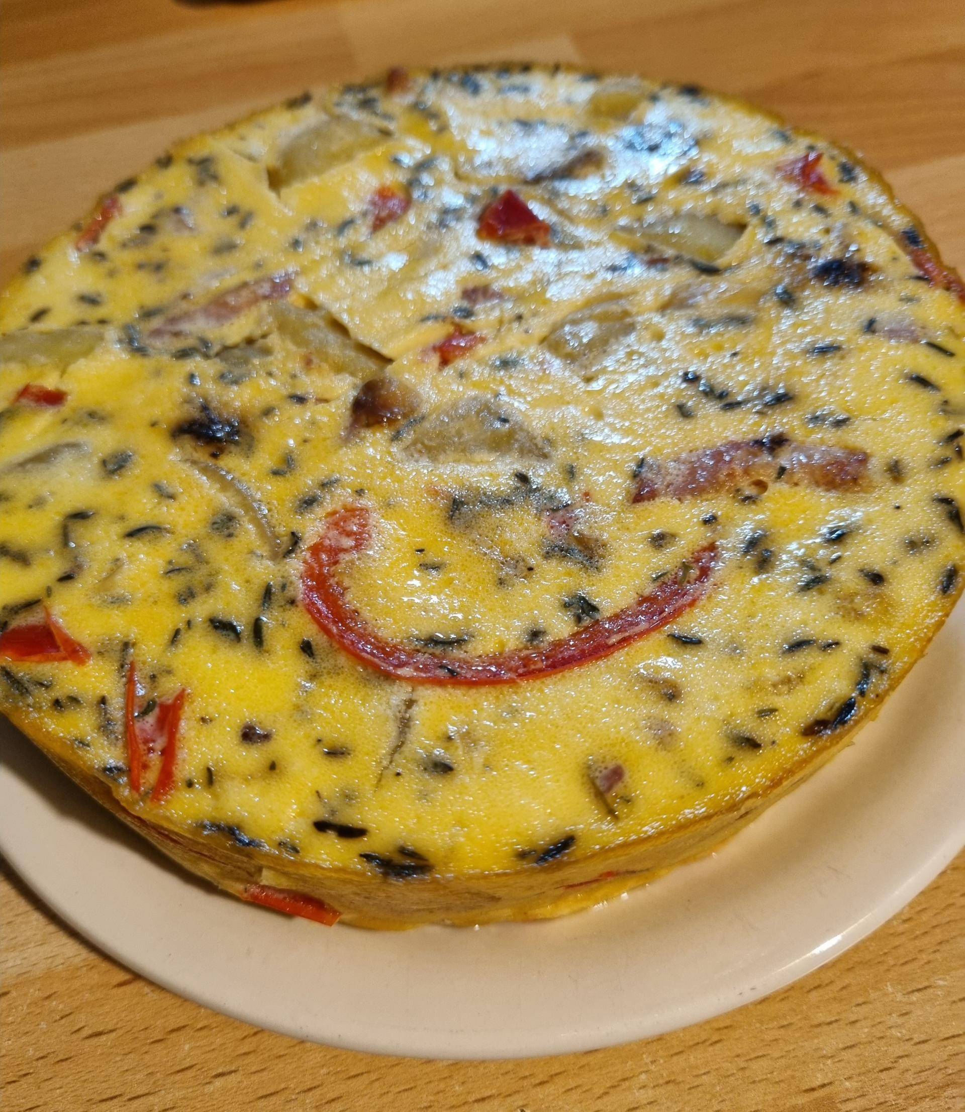Tortilla poivrons, pommes de terre et lardons - Recepten Cookeo | Moulinex