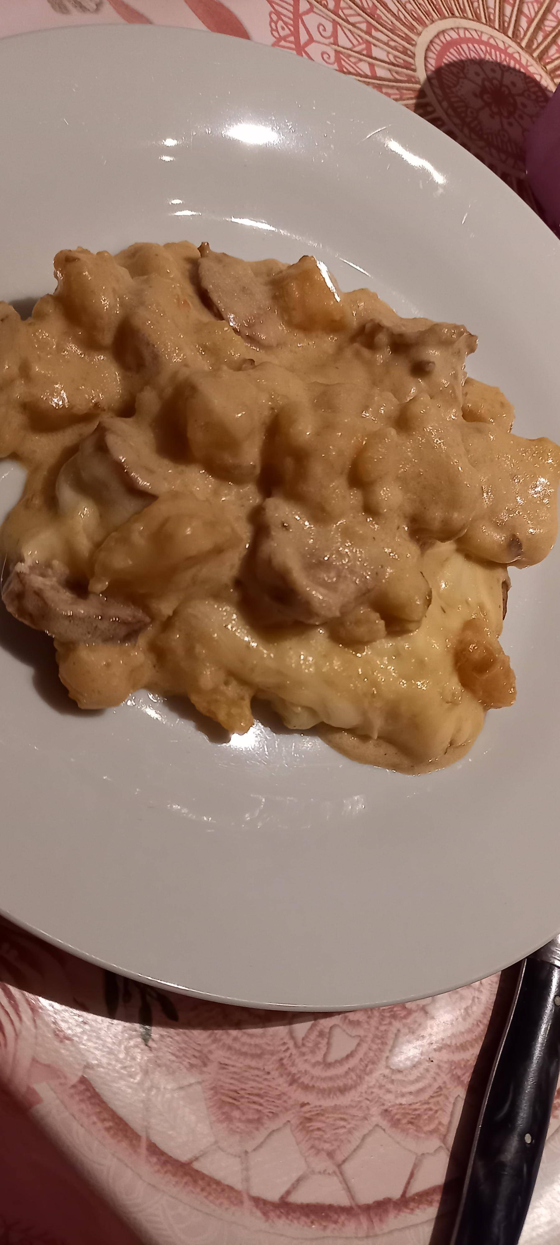 Pommes de terres, saucisses de Montbéliard et raclette - Recepten Cookeo | Moulinex