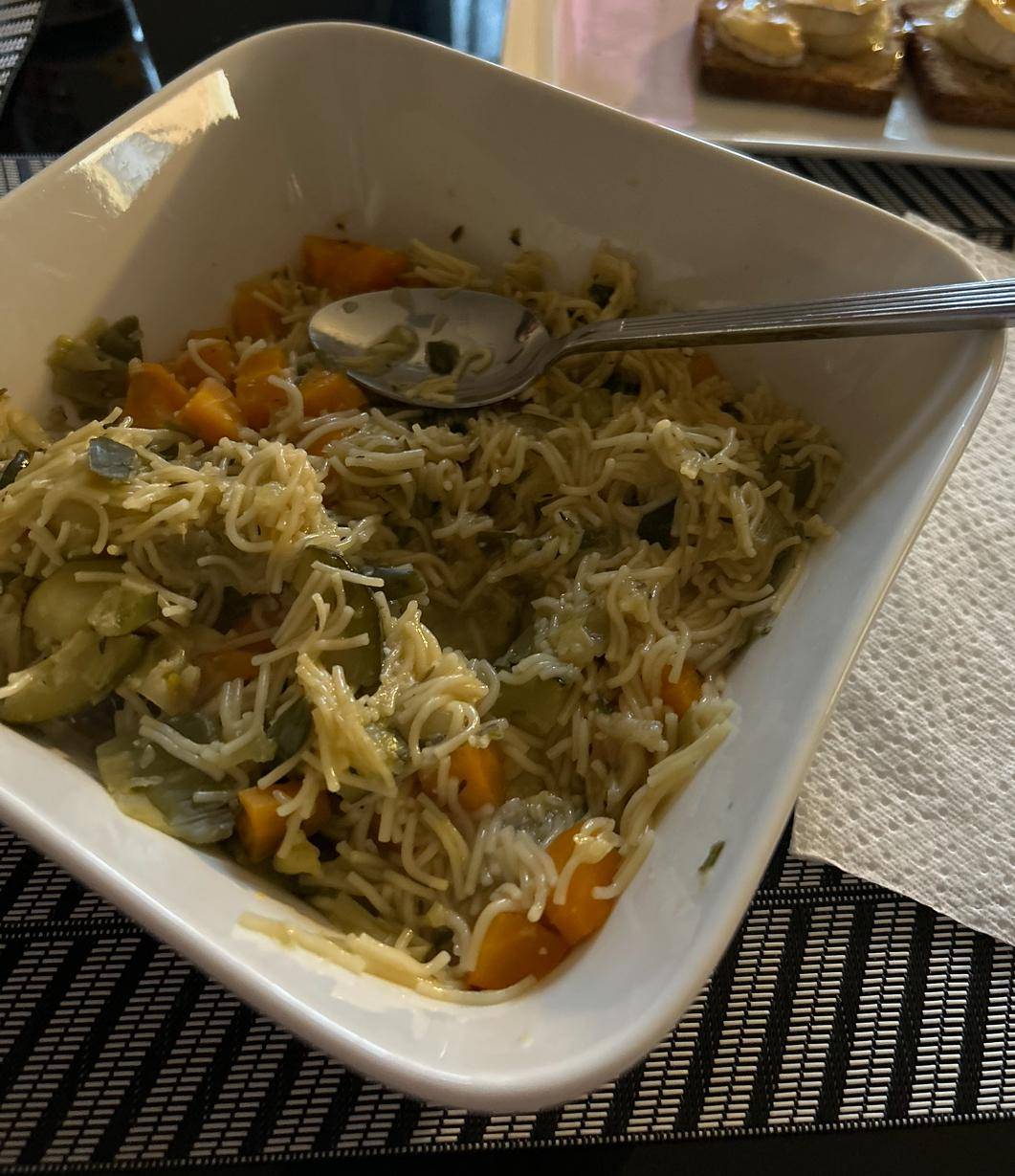 Soupe légumes vermicelles - Recepten Cookeo V3 Mini | Moulinex