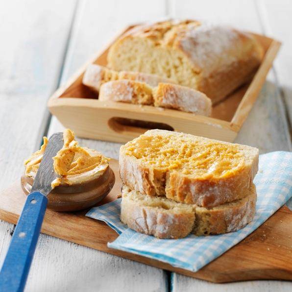 Pain blanc et beurre de paprika - Recette Companion Connect XL | Moulinex