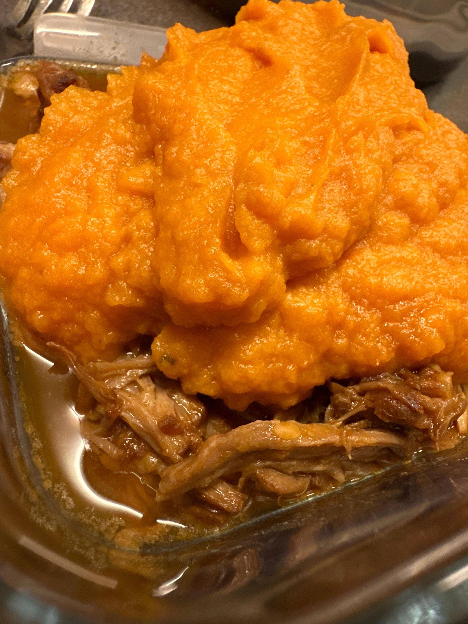 Parmentier de patate douce carotte pulled pork au crumble d’avoine - Recette Cookeo V3 | Moulinex