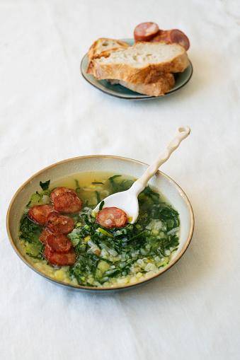 Soupe chou vert & chorizo - Recette Perfectmix Cook | Moulinex