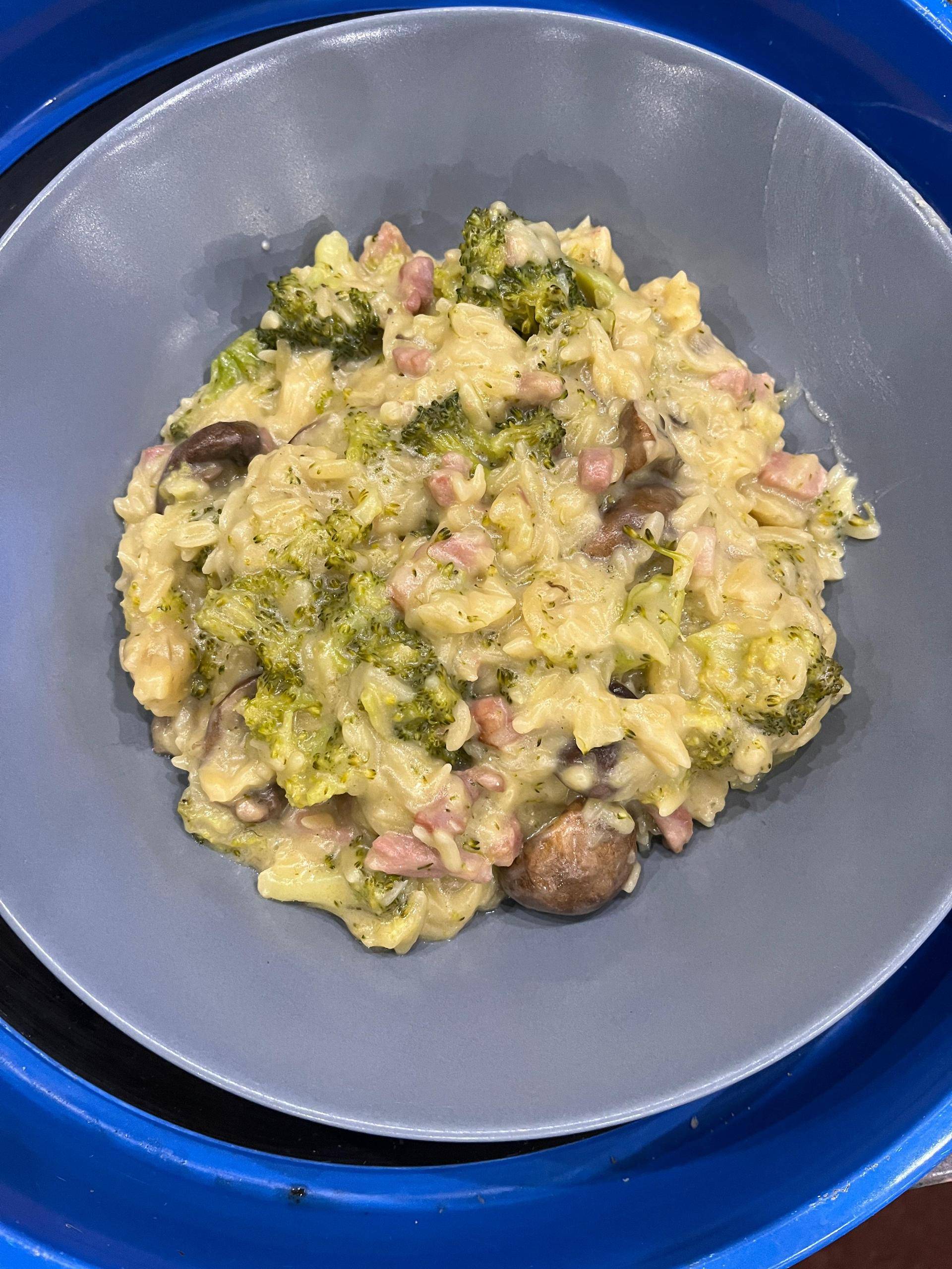 Orzo aux brocolis, champignons et lardons - Recepten Companion Connect XL | Moulinex