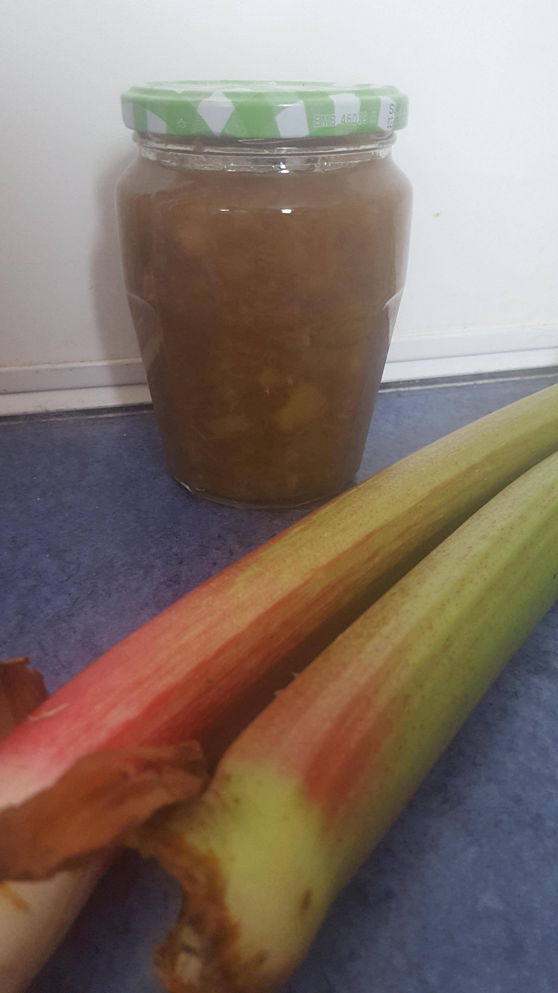 Confiture à la rhubarbe - Recepten Cookeo | Moulinex