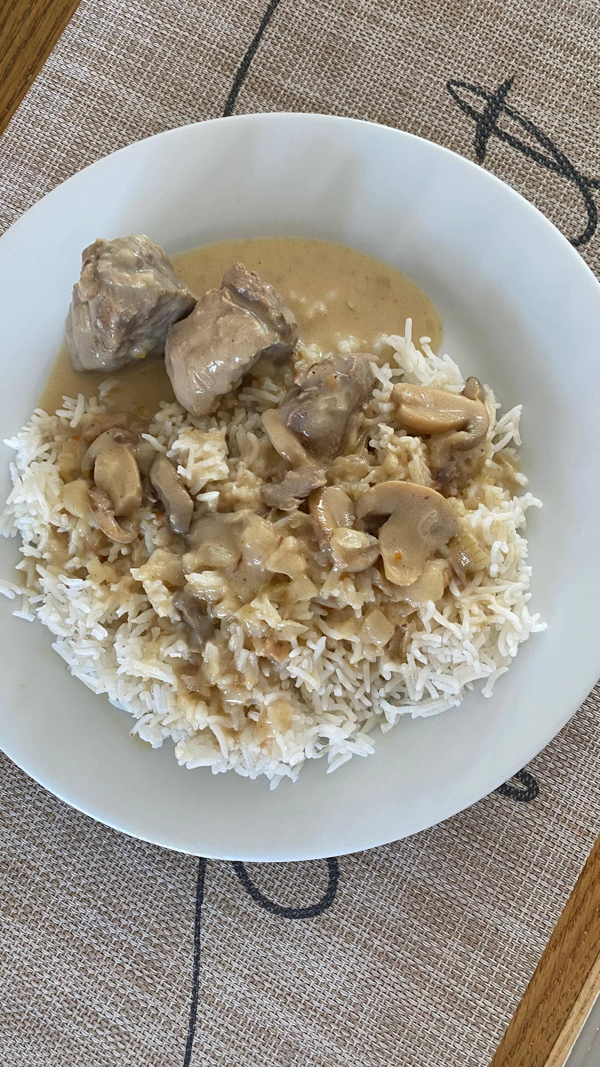Sauté de porc champignons, crème fraîche - Recepten Cookeo | Moulinex