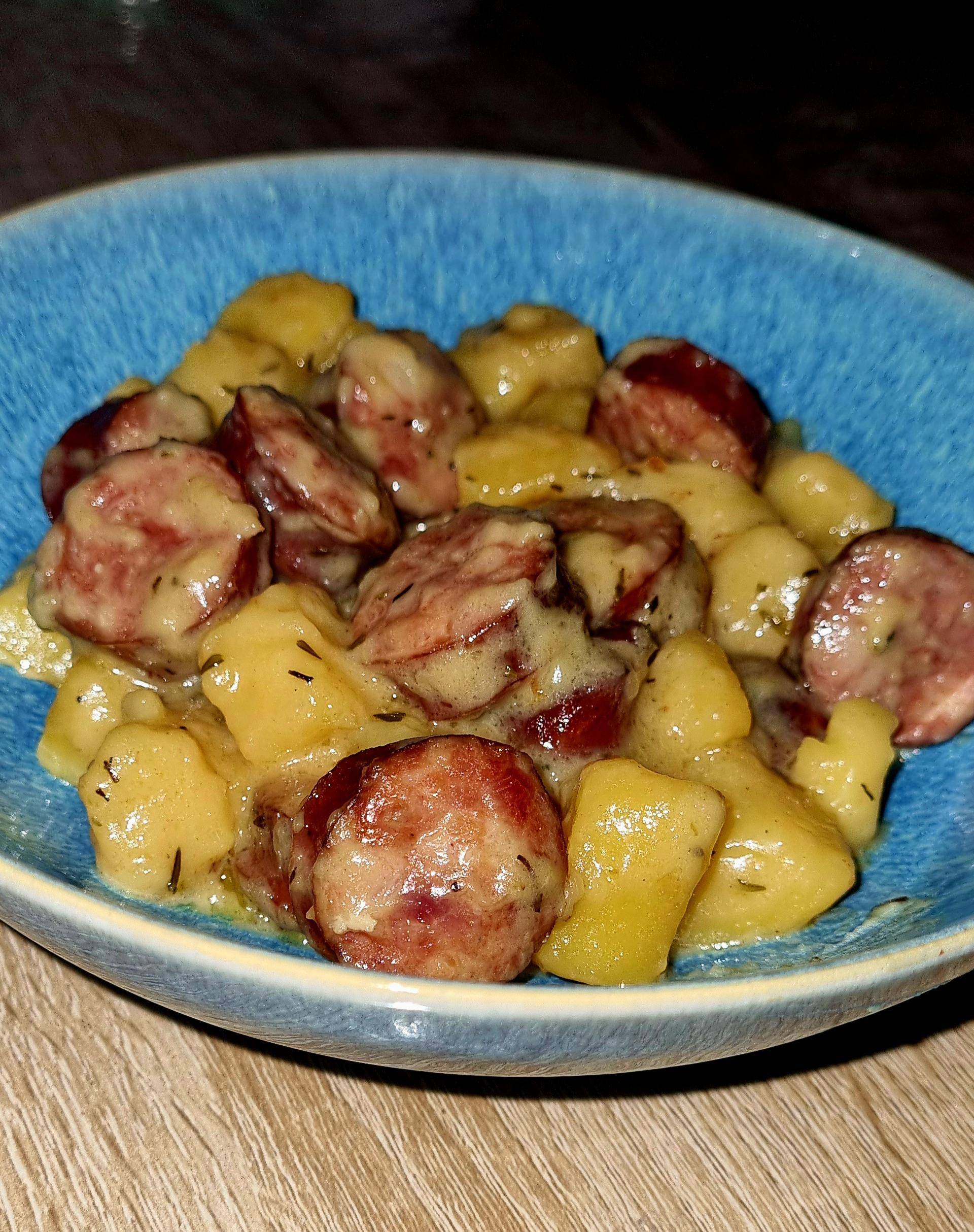 Saucisses fumées aux pommes de terre façon paysanne - Recette Cookeo Infinity Autostir | Moulinex