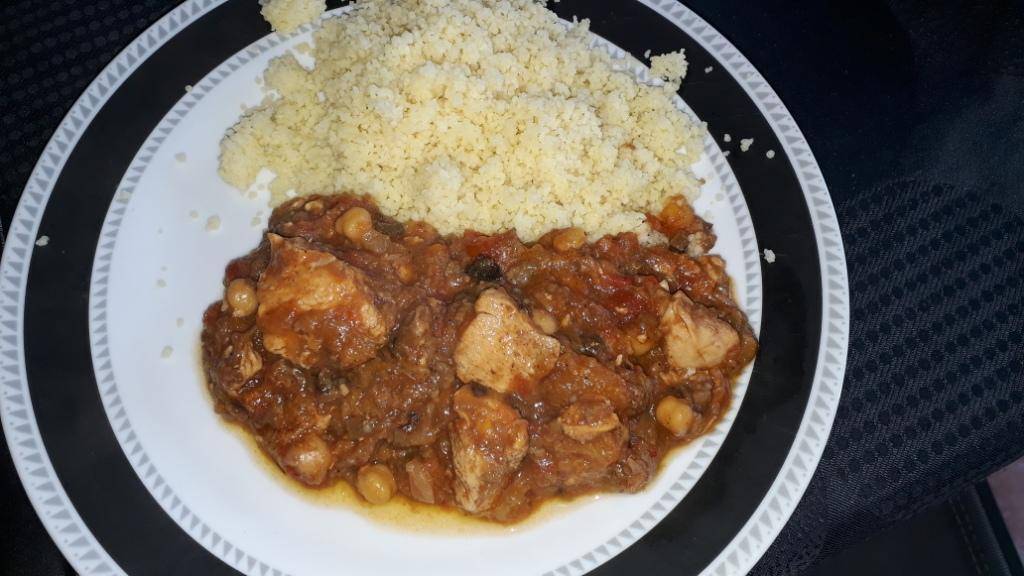 Tajine de poulet aux aubergines et abricots - Recette Cookeo | Moulinex