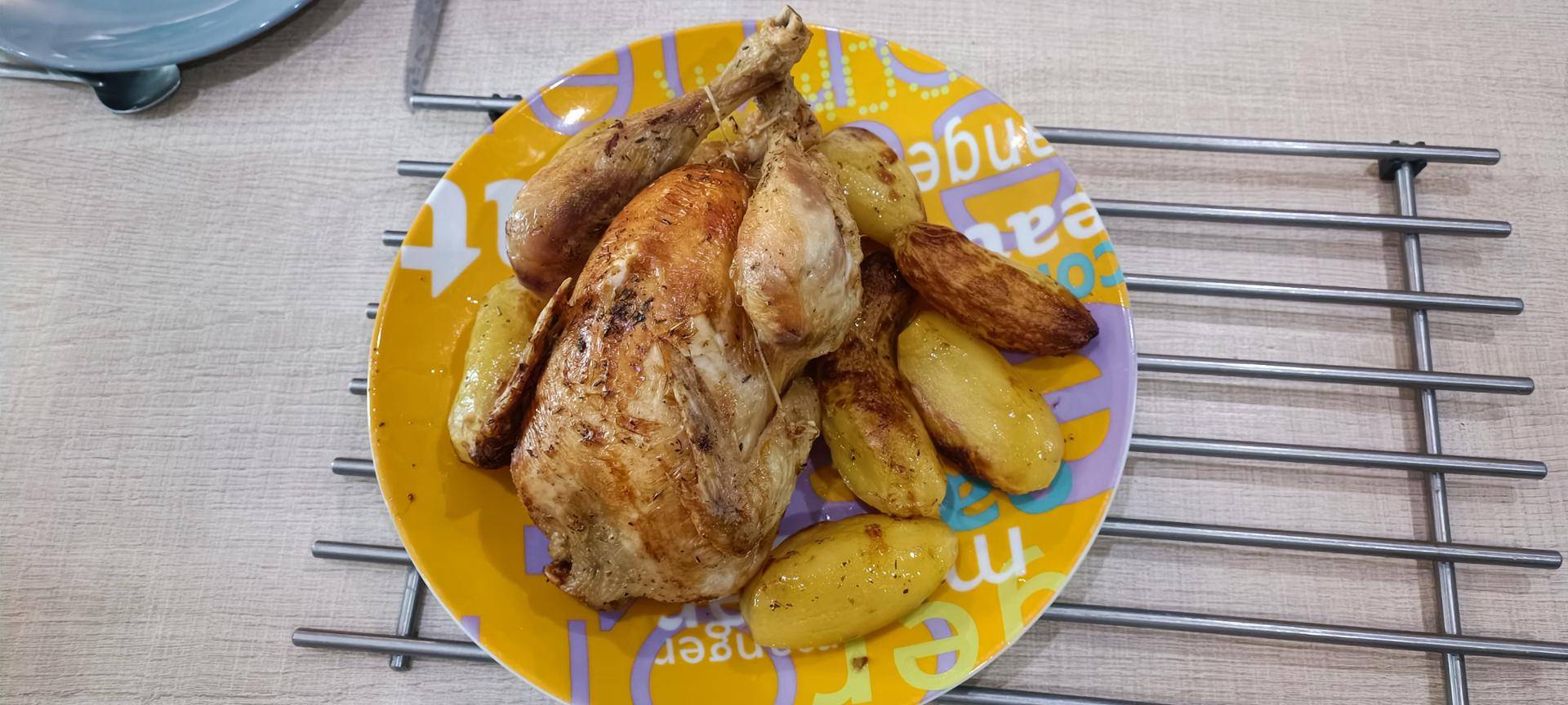 Poulet rôti et ses pommes de terre - Recepten Cookeo | Moulinex