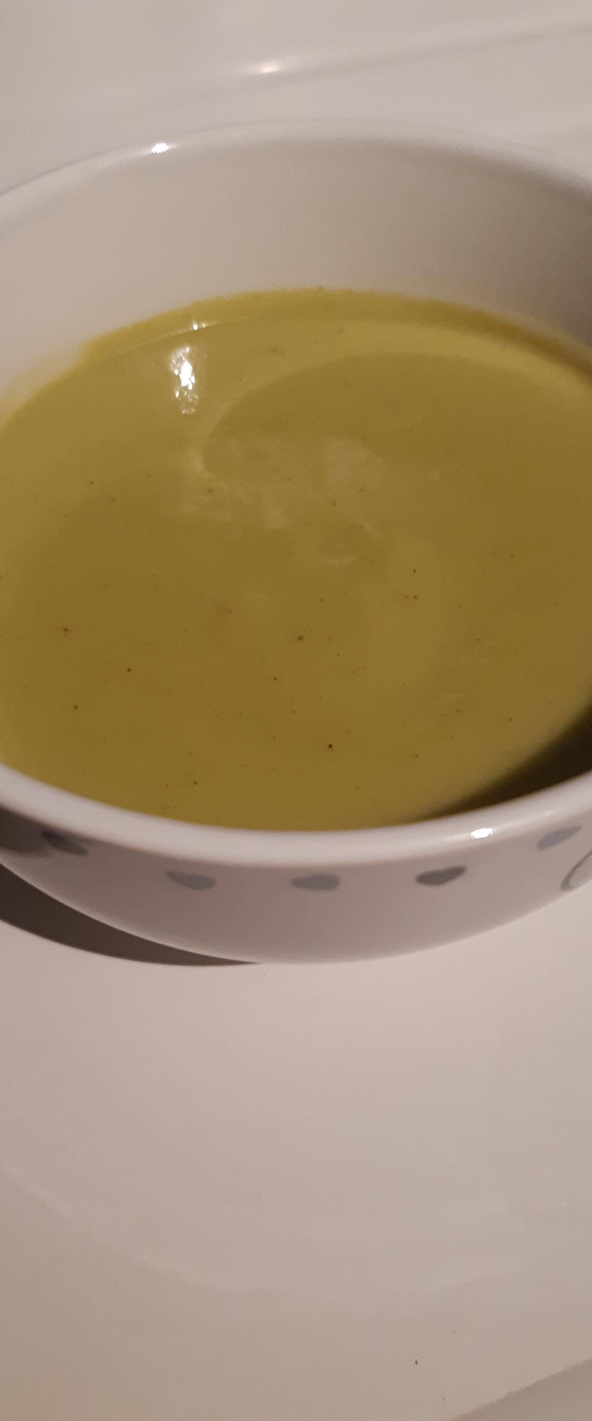 Velouté crémeux de choux de Bruxelles. - Recette Soup & Plus | Moulinex