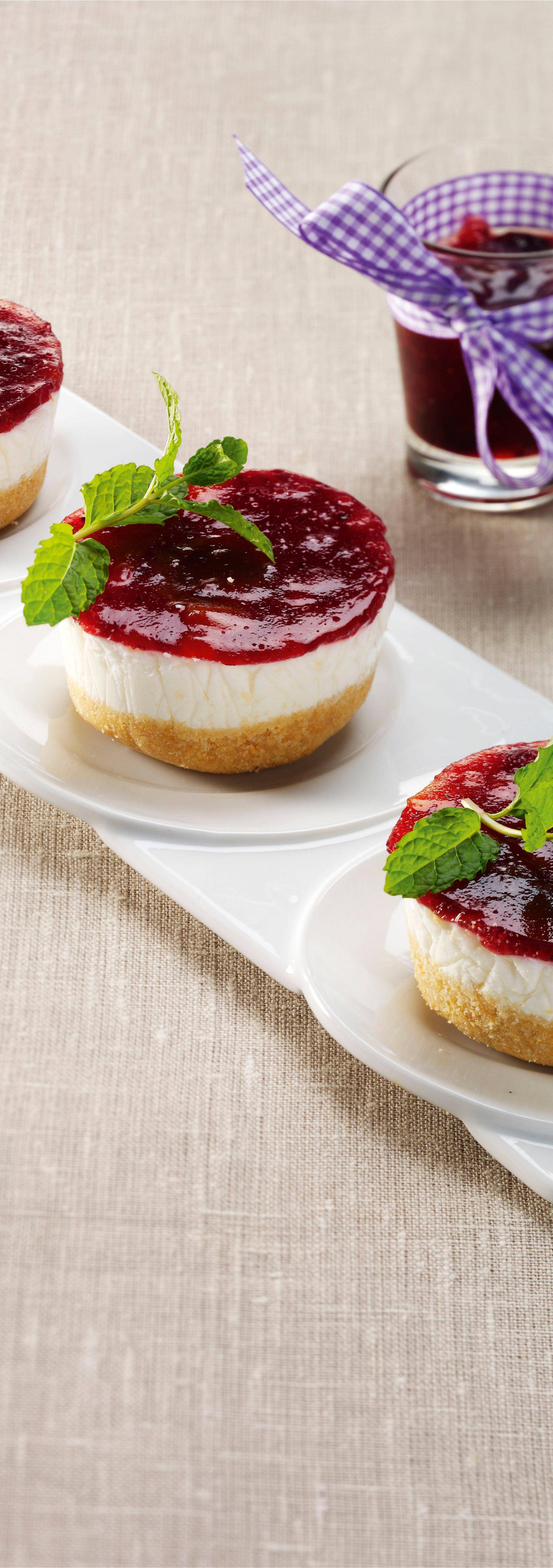 Petits gâteaux au fromage avec du yaourt et des baies mélangées - Recette Companion Connect | Moulinex