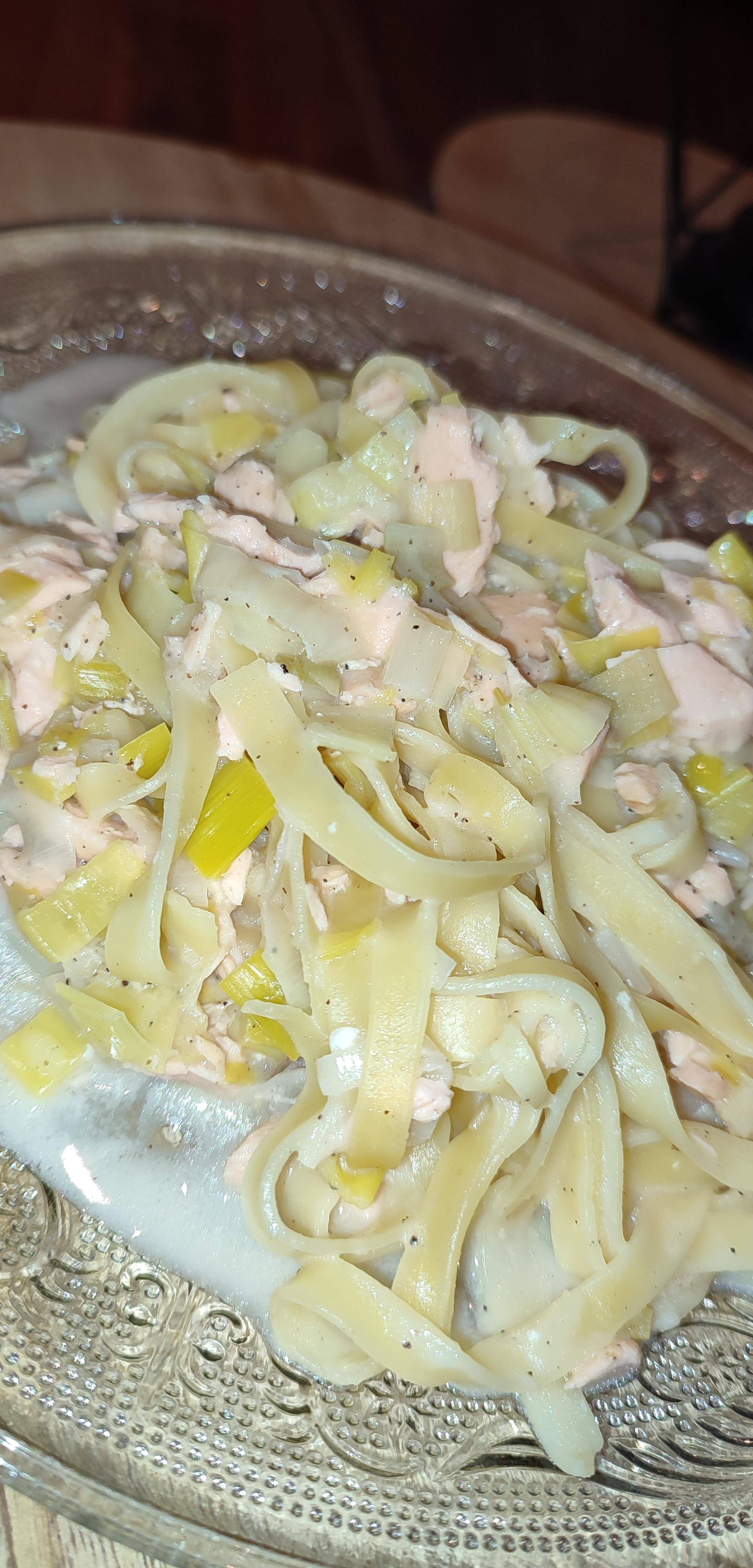 Tagliatelles saumon et poireau - Recette Cookeo | Moulinex