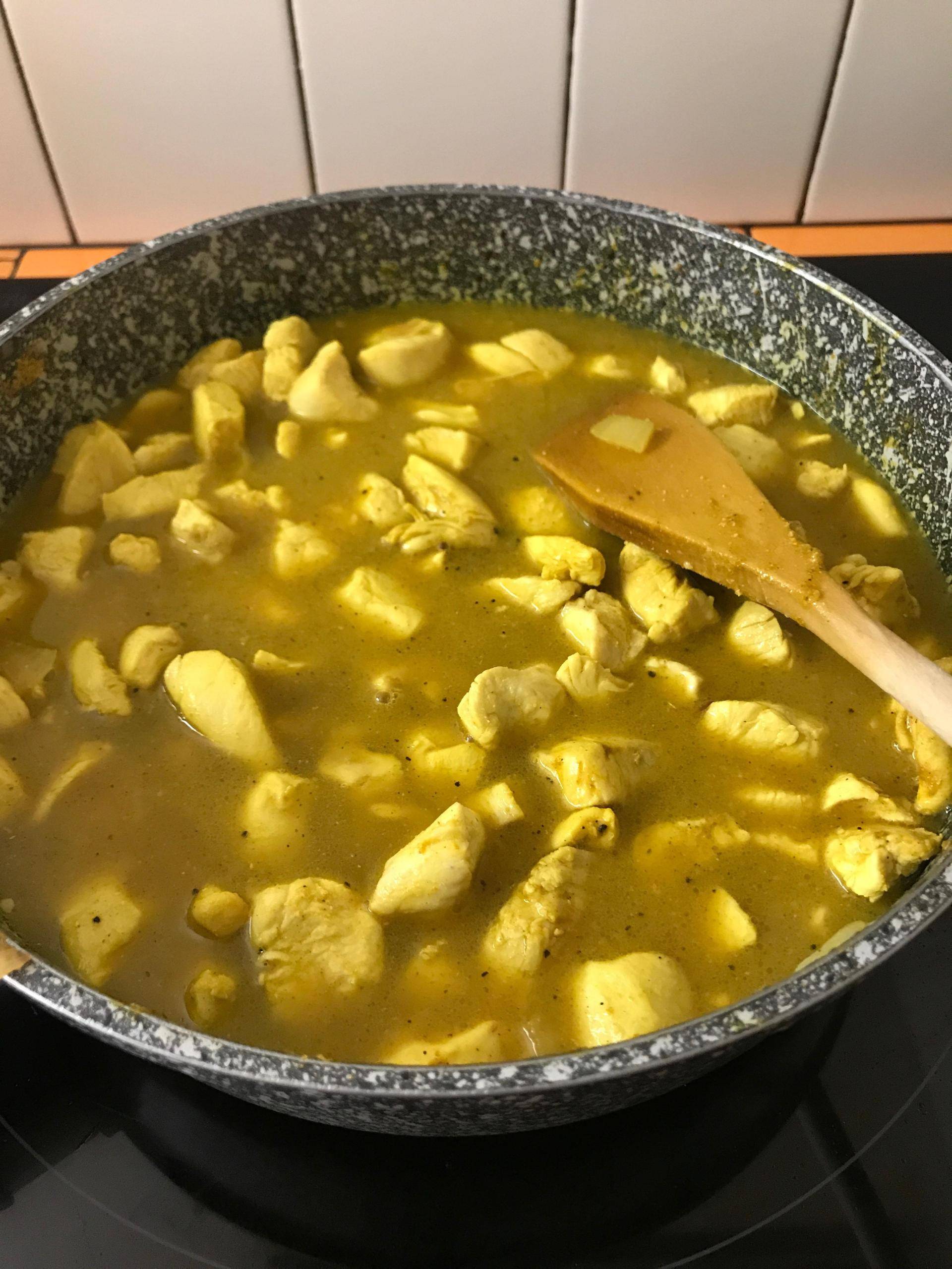 Poulet à la sauce curry - Recepten Companion Connect XL | Moulinex