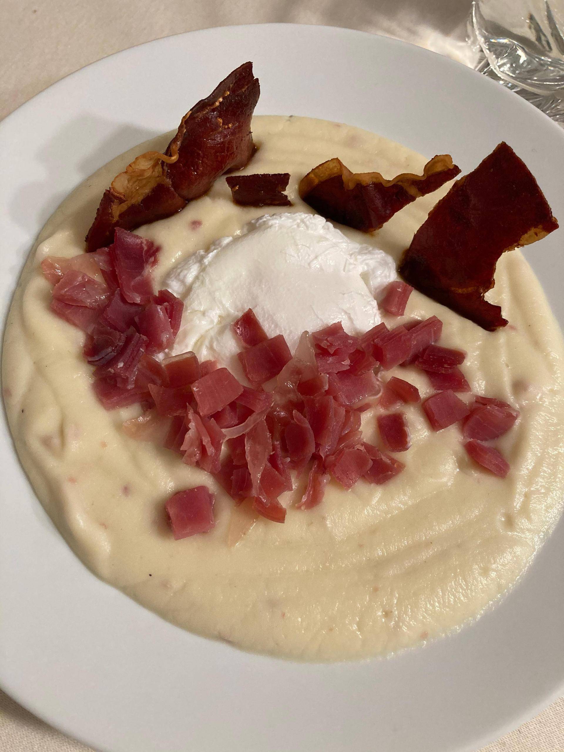 Crémeux de panais, jambon de parme et œuf poché - Recette Companion XL | Moulinex