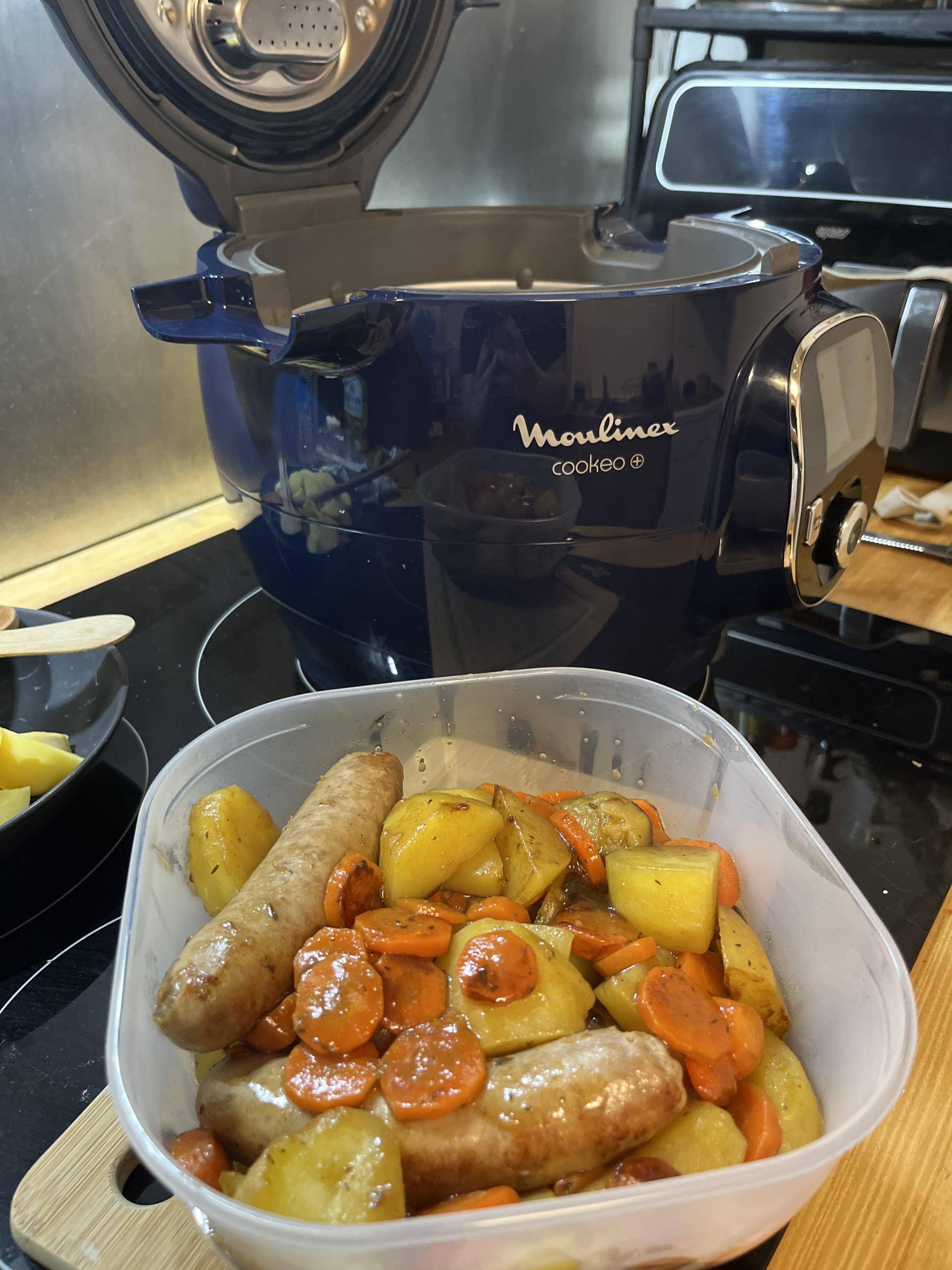 Saucisse fumée avec ses carottes et pommes de terre - Recette Cookeo V3 | Moulinex
