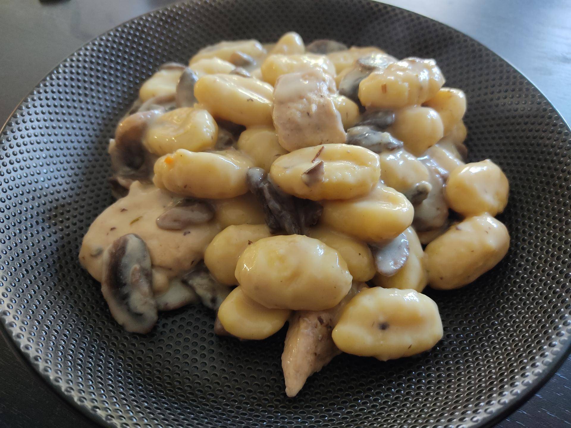 Gnocchis aux champignons poulet et romarin - Recepten Cookeo | Moulinex