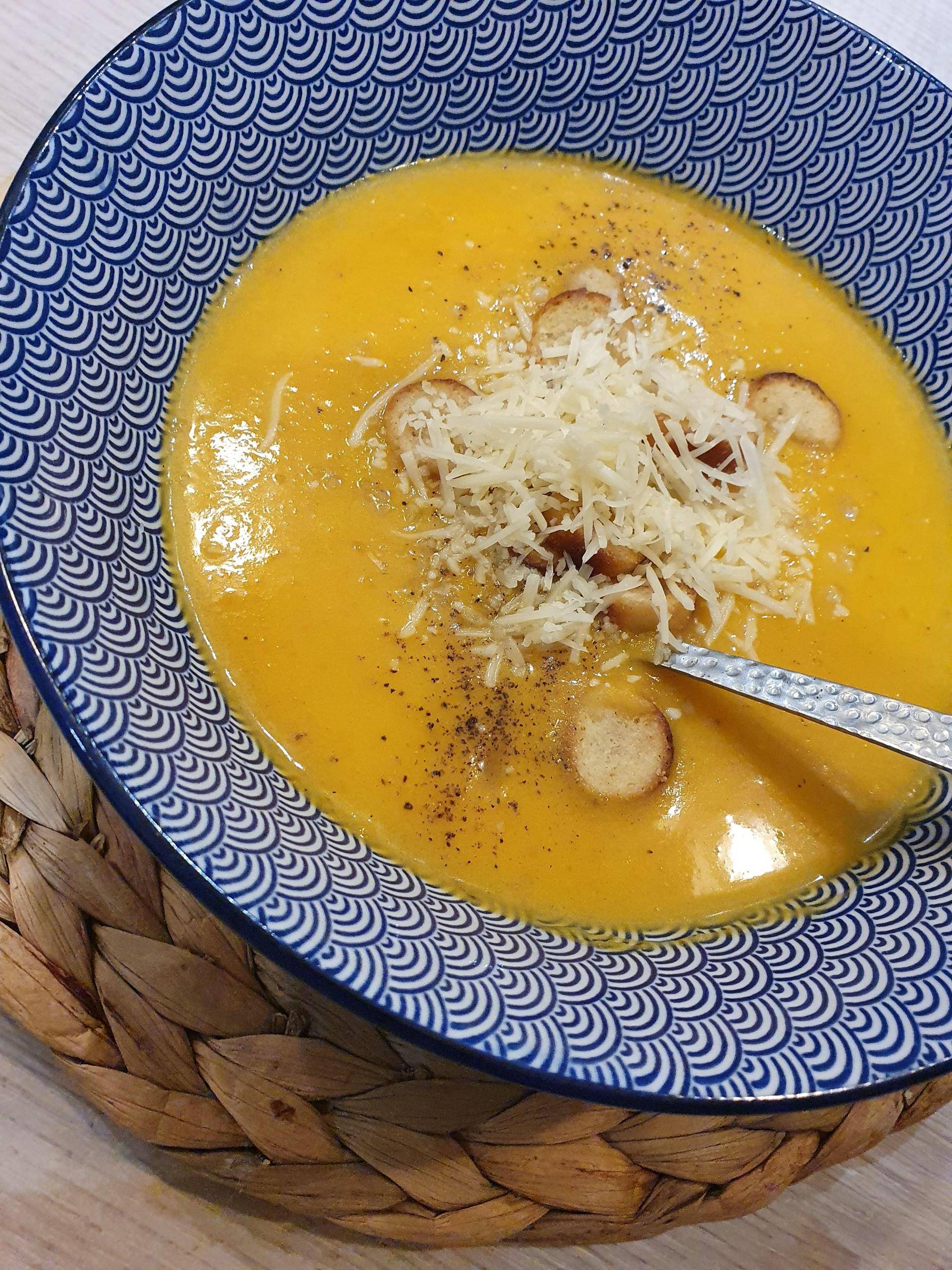 Velouté Butternut Carottes pommes de Terre - Recepten Companion Connect XL | Moulinex