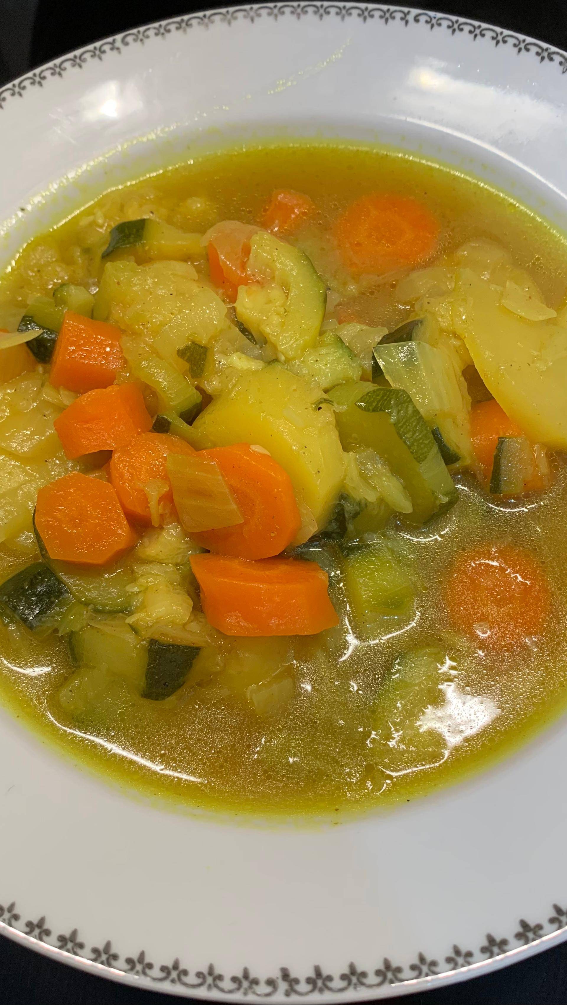 Bouillon de légumes express - Recette Cookeo V3 | Moulinex